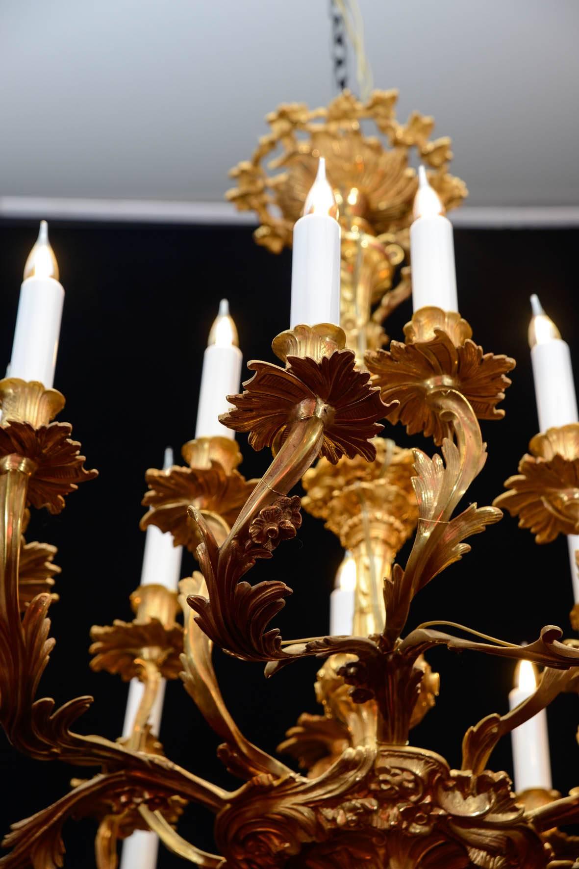 Chandelier, Period Napoleon III, 19th Century, Gold Gilt Bronze In Excellent Condition In Saint-Ouen, FR