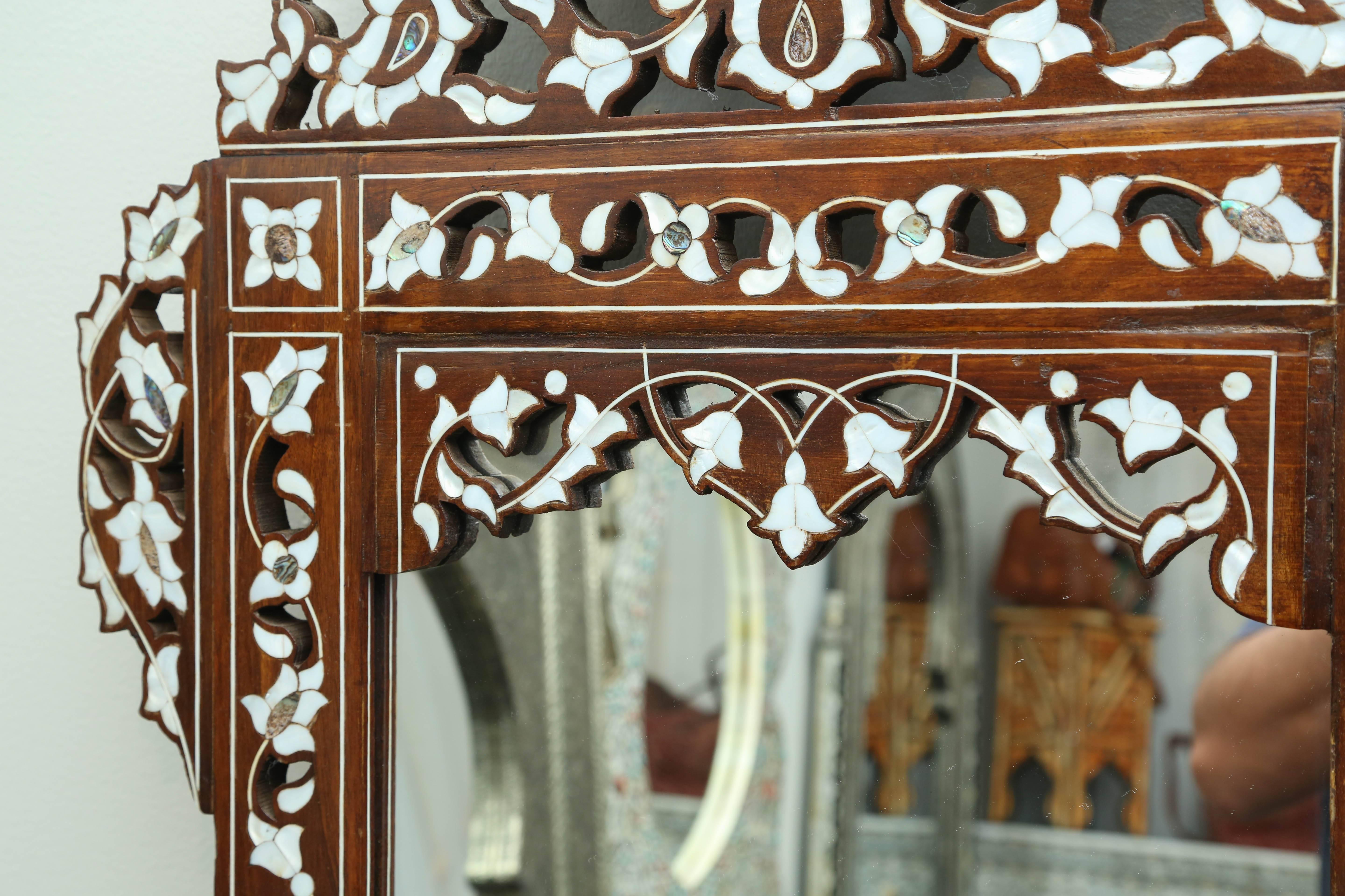 Syrian Mother-of-Pearl Inlay Mirror In Excellent Condition In West Palm Beach, FL