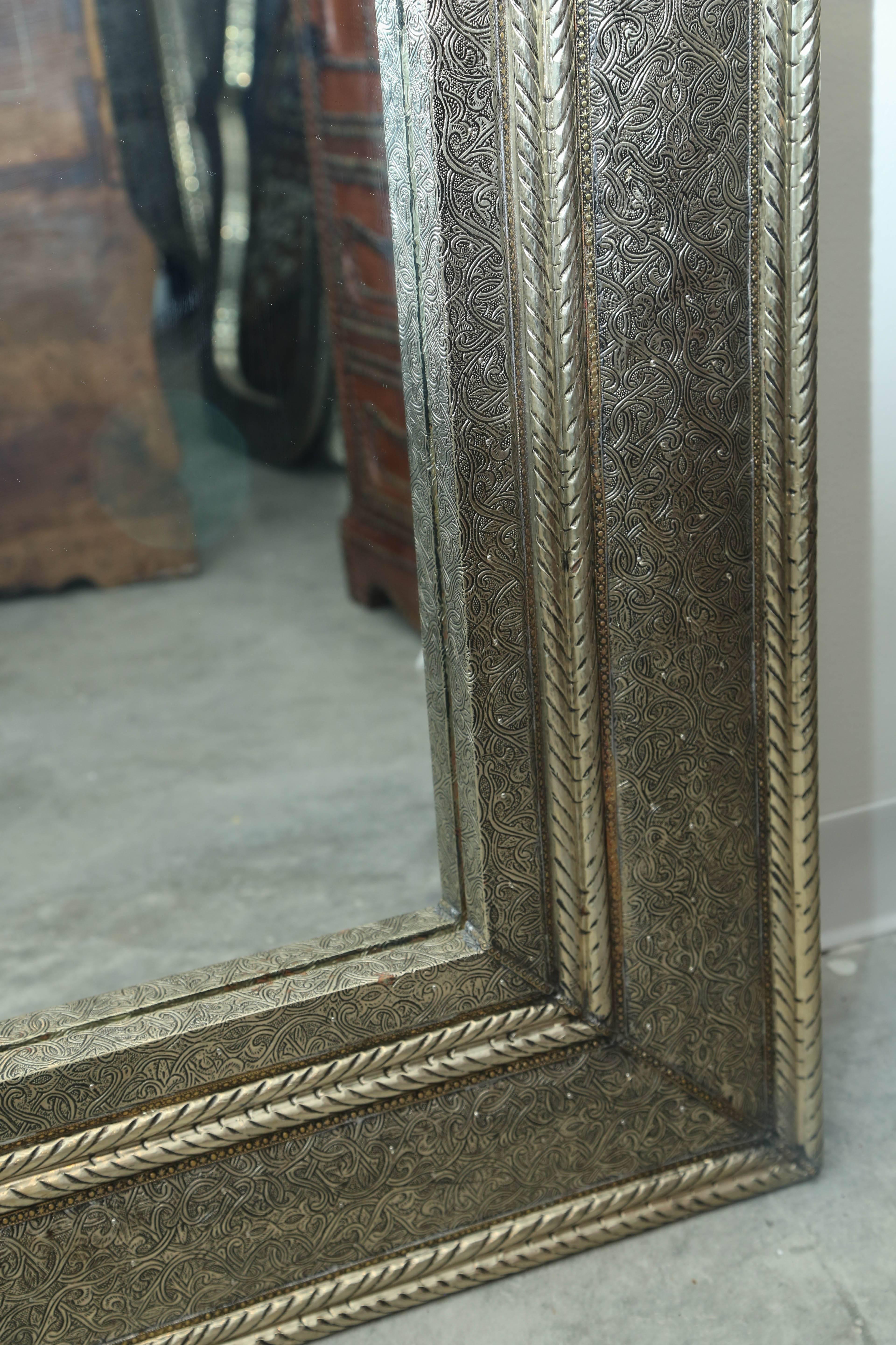 Late 20th Century Beautifull Pair of Large Moroccan Keyhole Mirrors