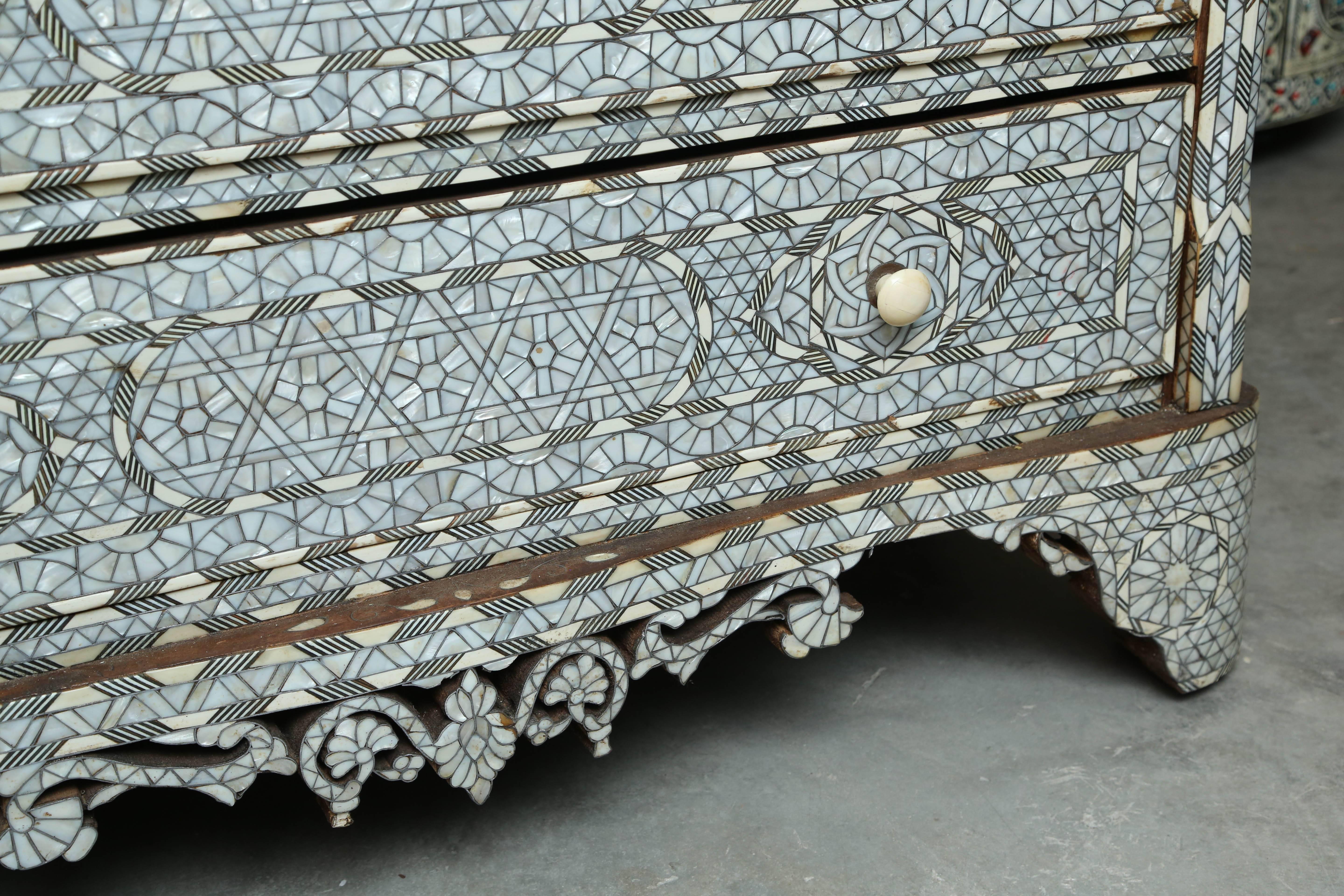 Stunning  19th Century Syrian Five-Drawer Mother-of-Pearl Inlay Dresser 5