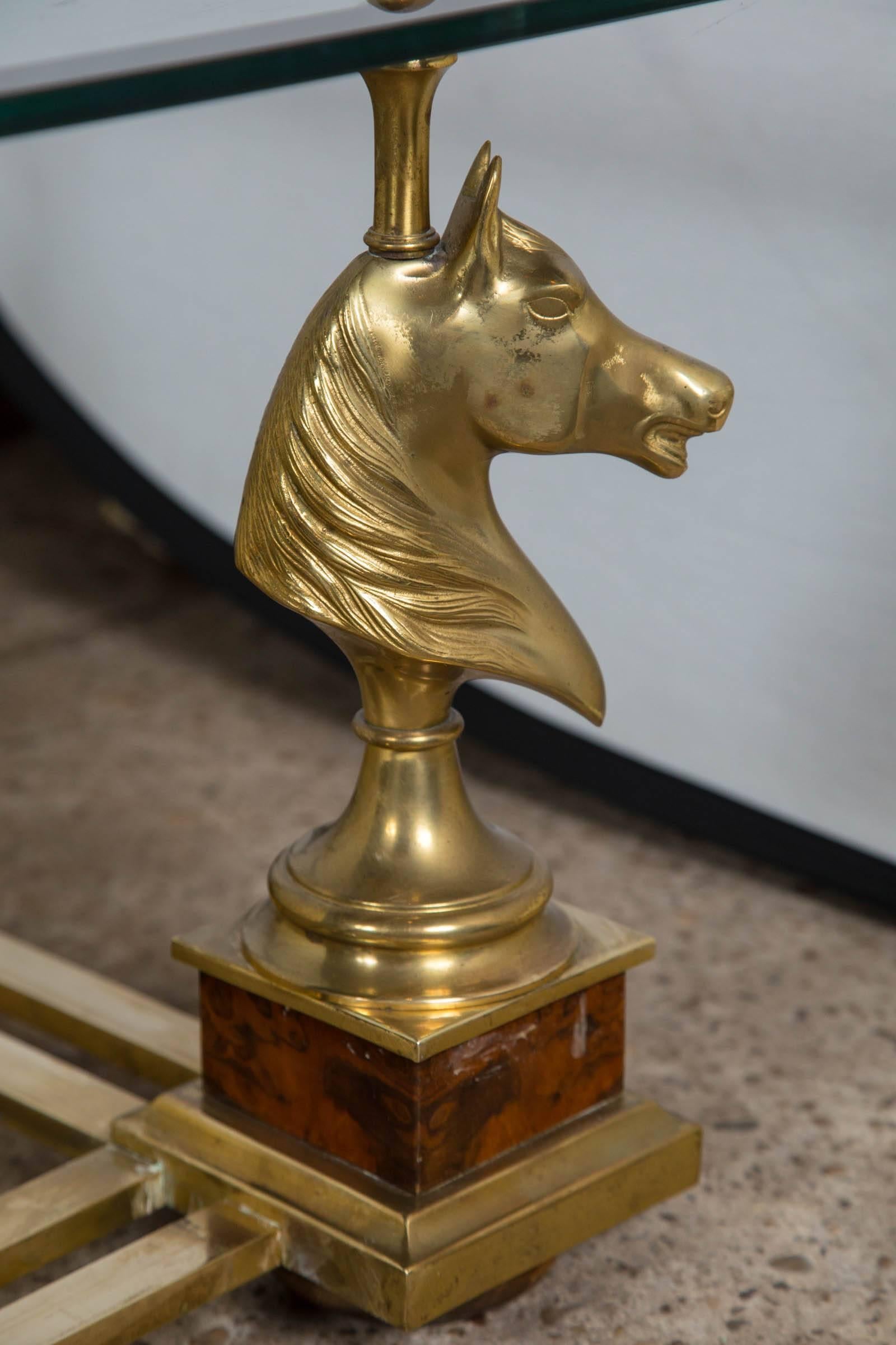 Couchtisch „Cheval“ mit Pferdekopf aus Messing von Maison Charles, Frankreich (Bronze) im Angebot