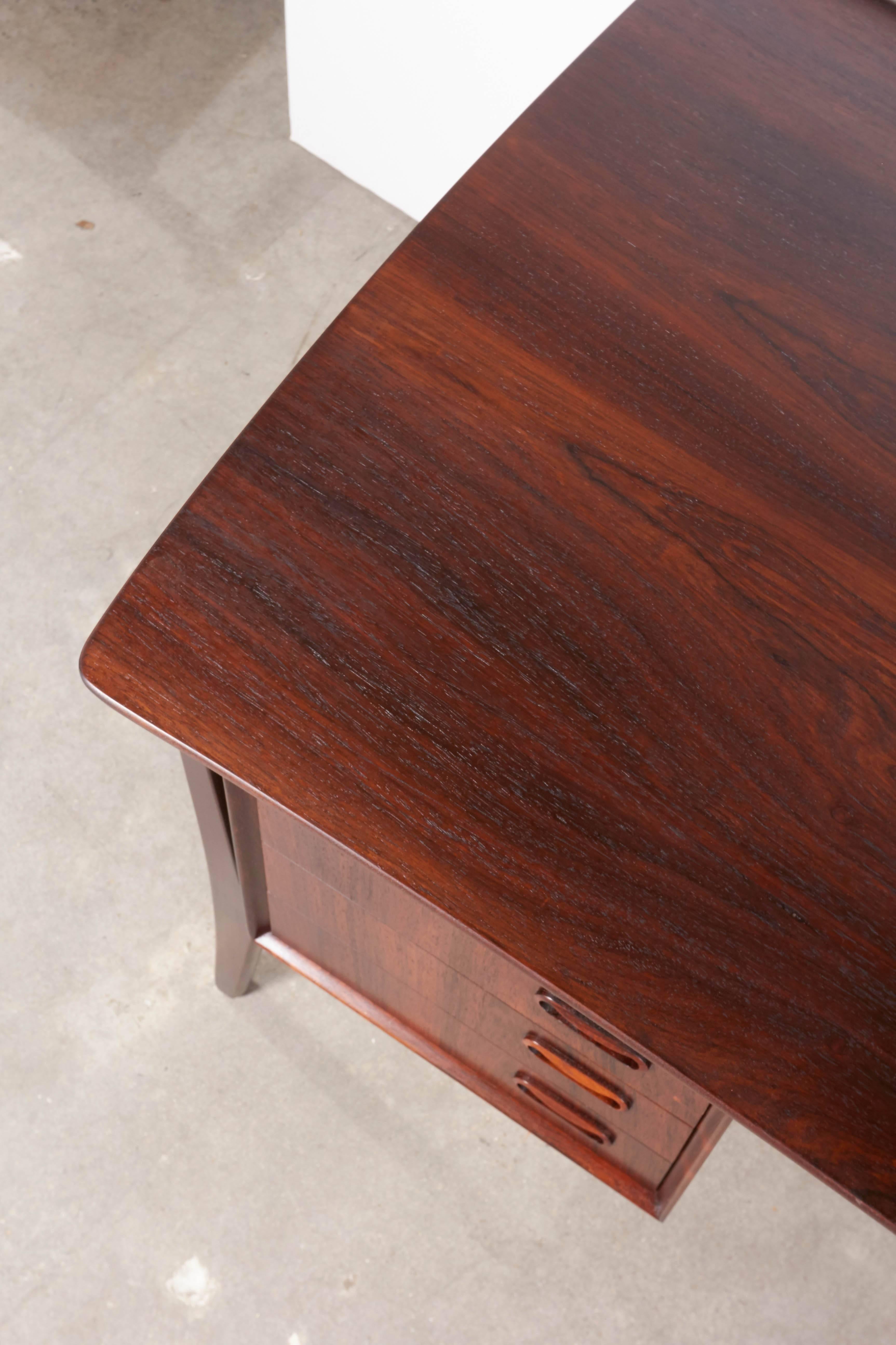 Oiled Danish 1960s Rosewood Desk by Svend Aage Madsen