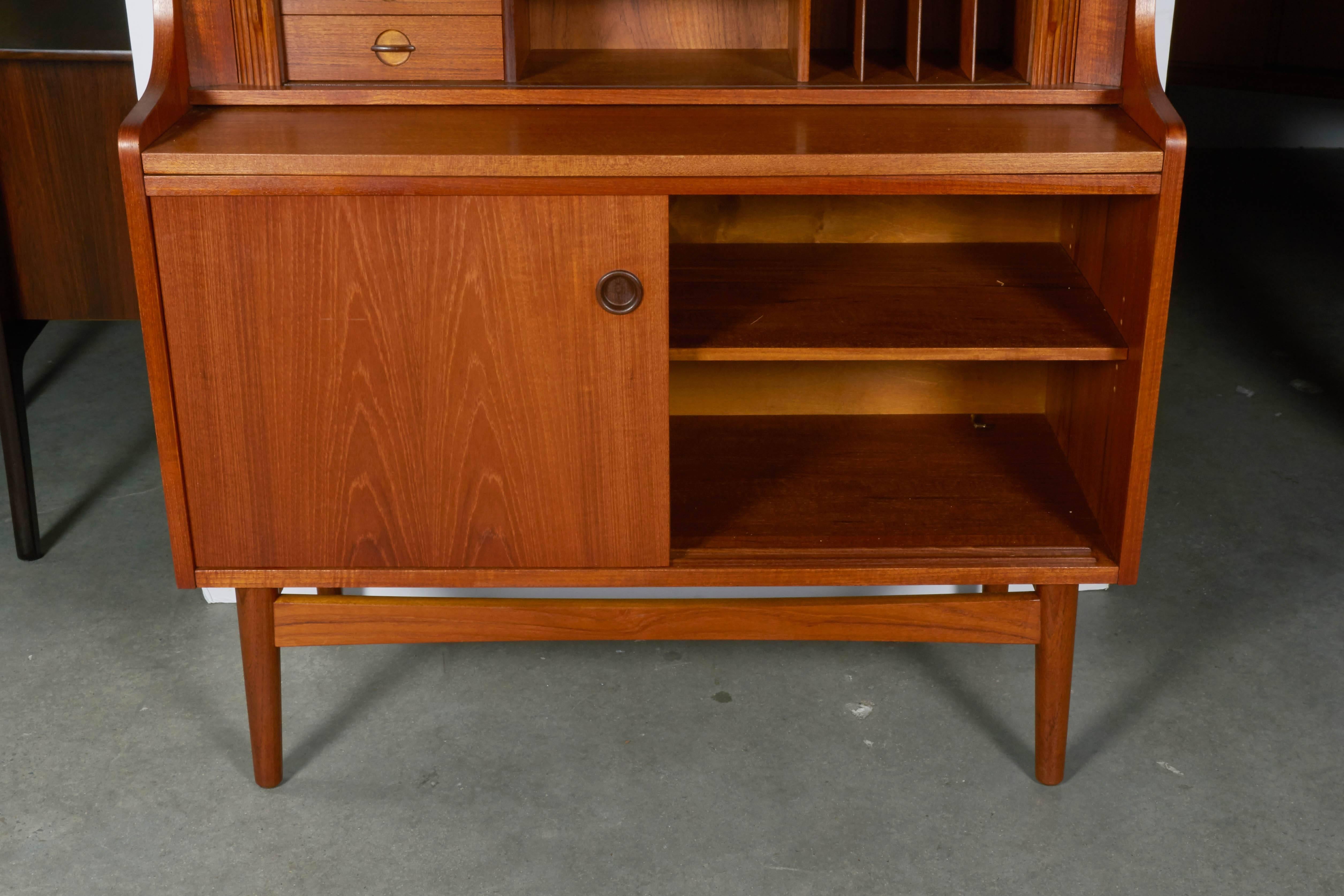 Teak Bookcase Secretary by Dan Svarth In Excellent Condition In New York, NY