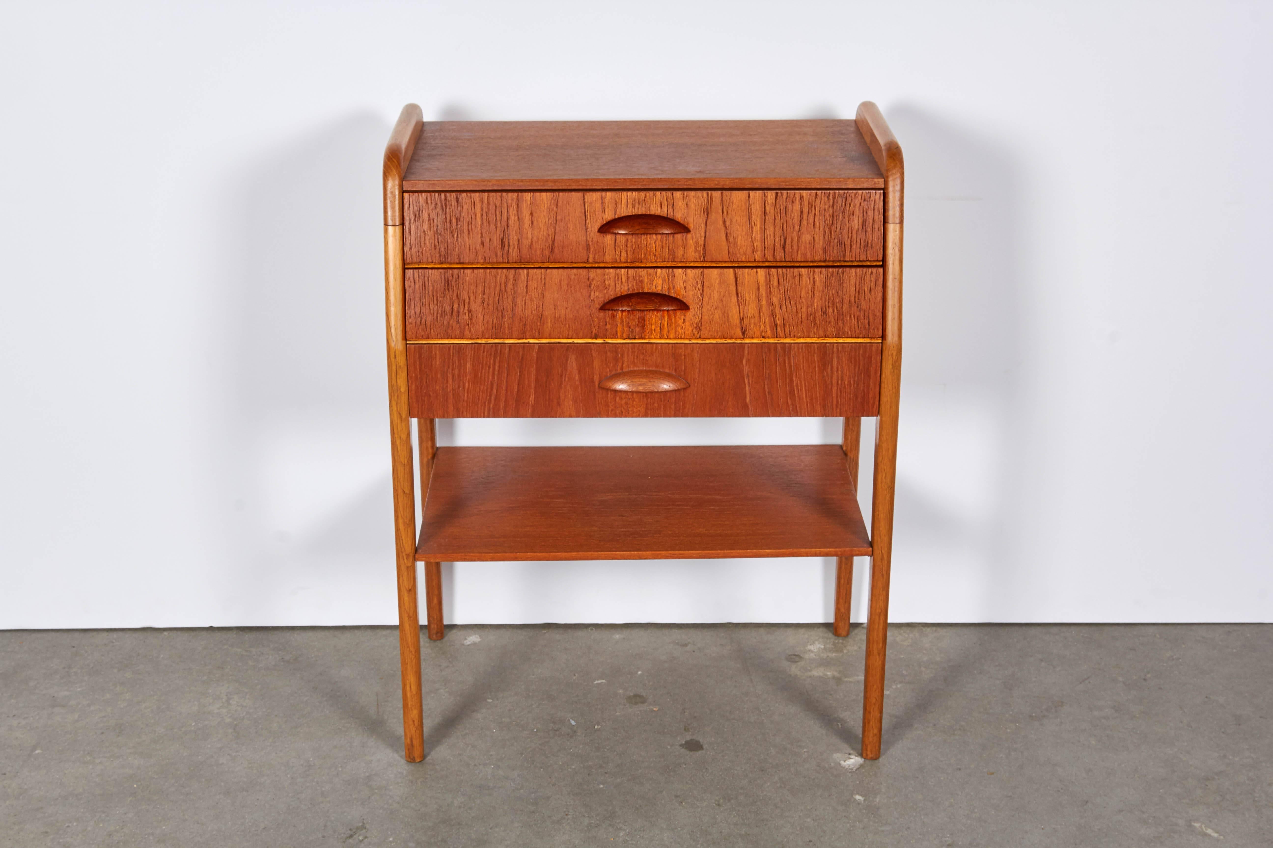 Vintage 1950s Poul Volther Teak End Table

This mid century bedside table is in excellent condition. Of course great in a bedroom but also fantastic as an end table in the living room. Ready for pick up, delivery, or shipping anywhere in the world.