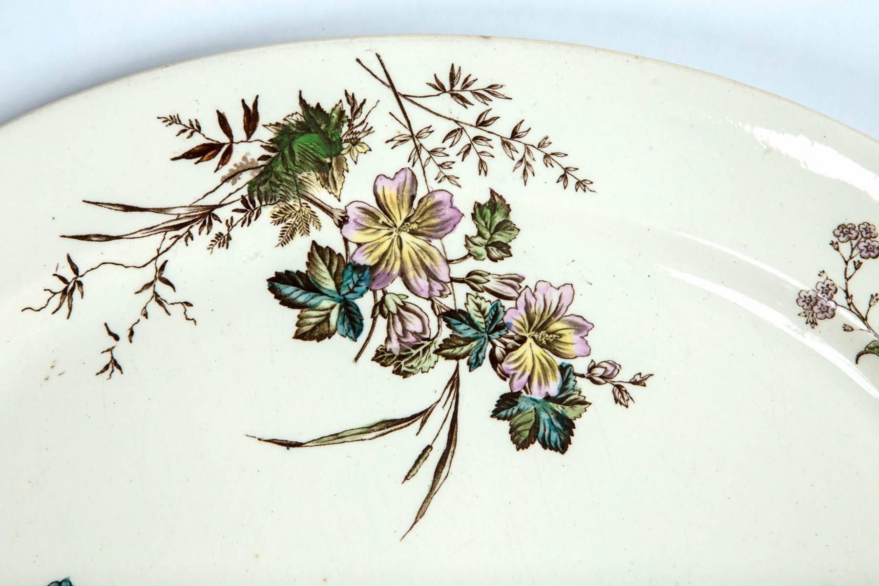 Antique Ceramic Serving Platter, Early 19th Century In Good Condition In Chappaqua, NY