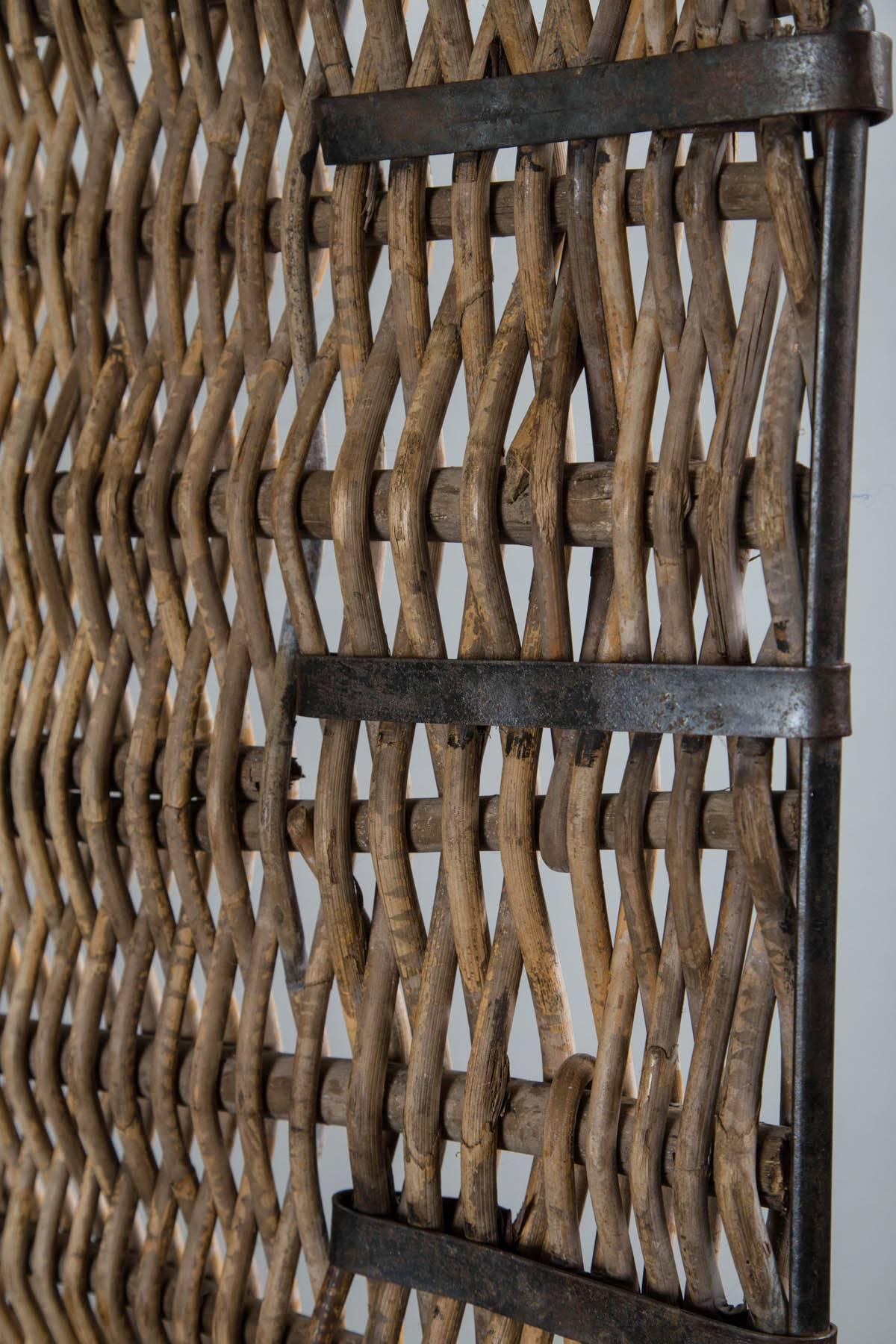 French Woven Rattan Lidded Basket with Handles, circa 1920s 4