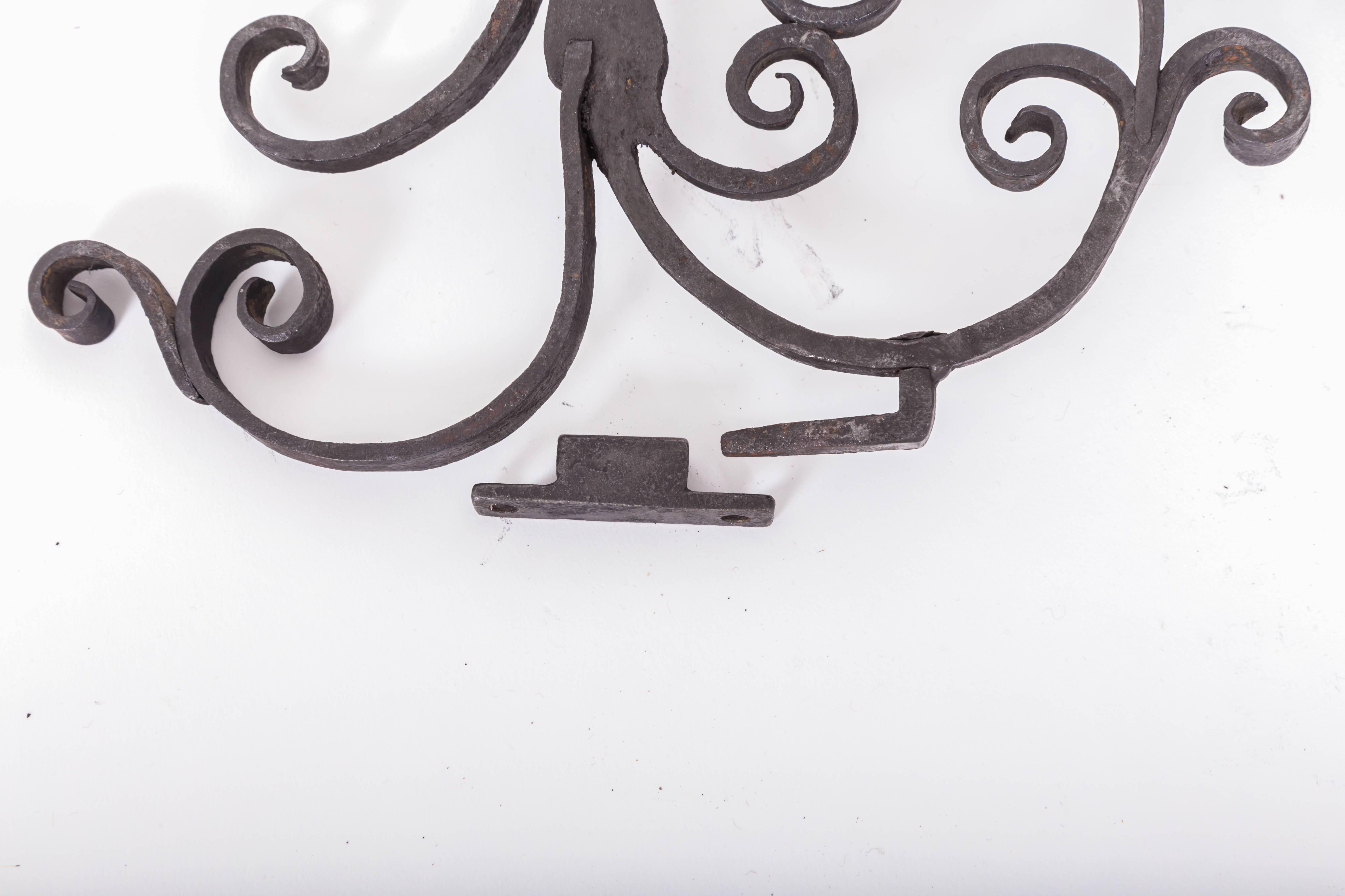 Pair of 17th Century European Hand-Forged Iron Wall Candle Sconces In Good Condition In Southampton, NY