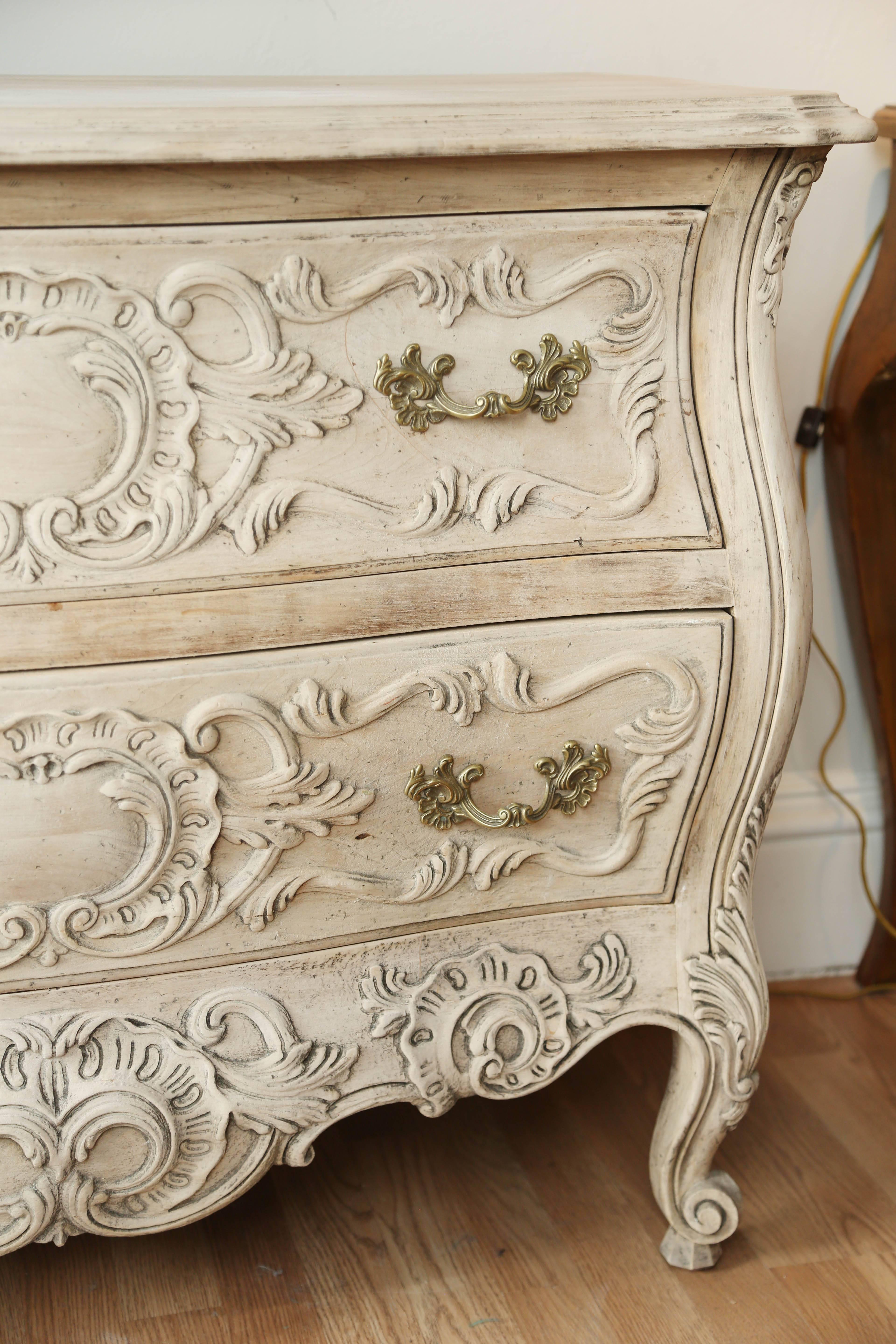 Vintage Louis XV Style Commode by John Widdicomb In Good Condition In West Palm Beach, FL