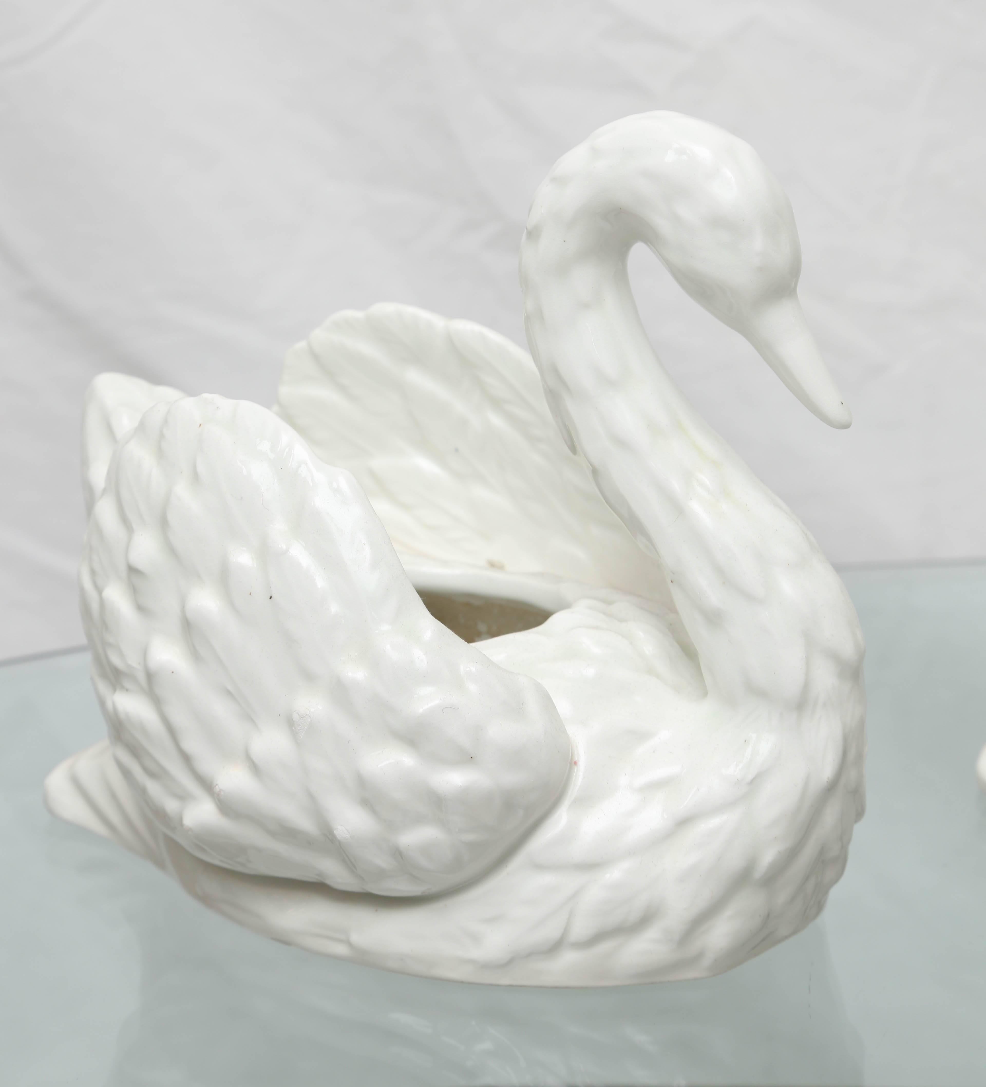 Set of Three Vintage Swan Cachepots For Sale 1