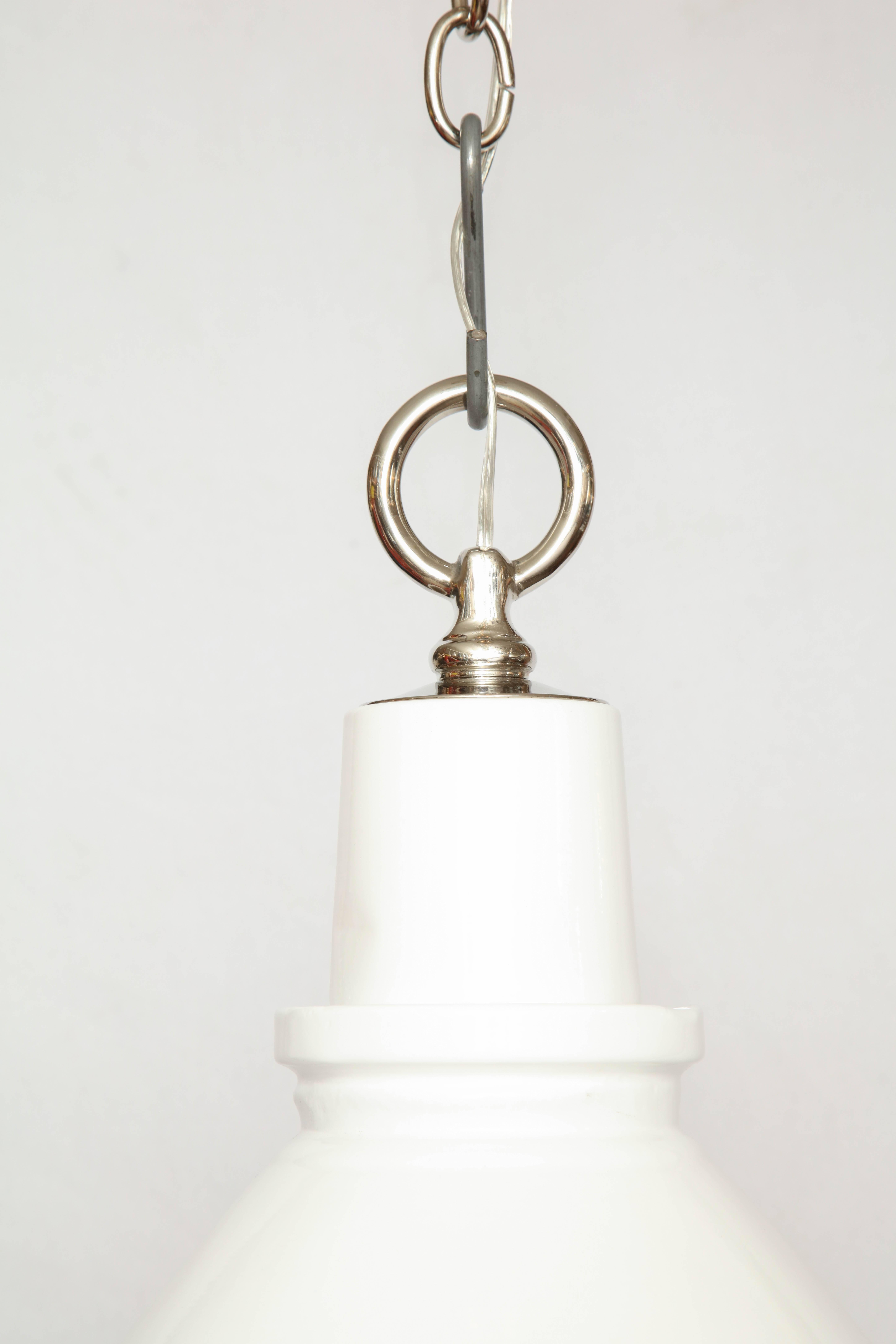 20th Century Highlander Light with Diffuser White