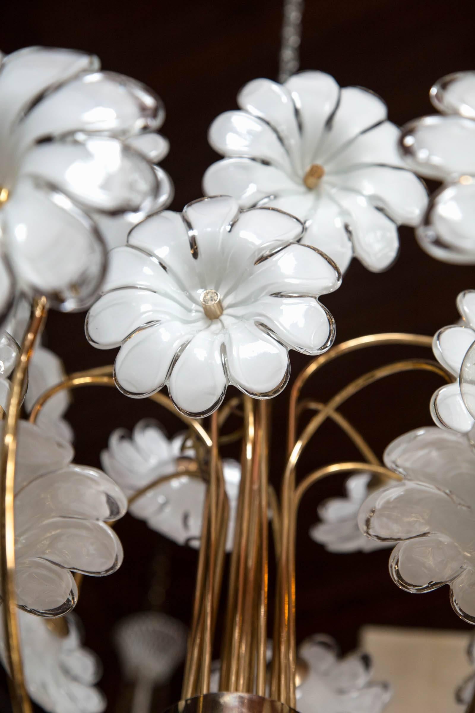 1960s Murano Venetian Glass Model Flower Chandelier 2