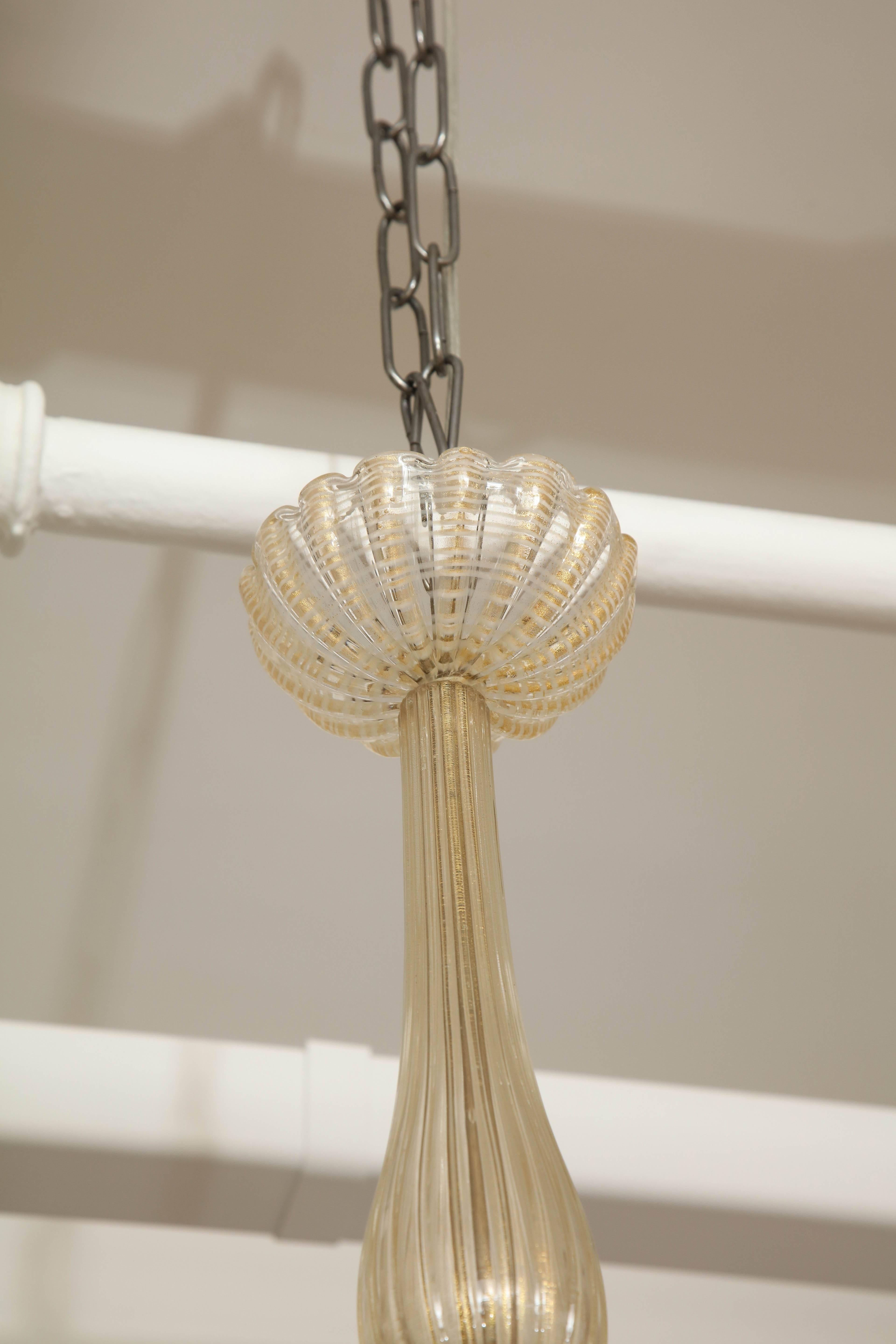 Barovier & Toso Chandelier Made in Venice, 1935 In Excellent Condition For Sale In New York, NY