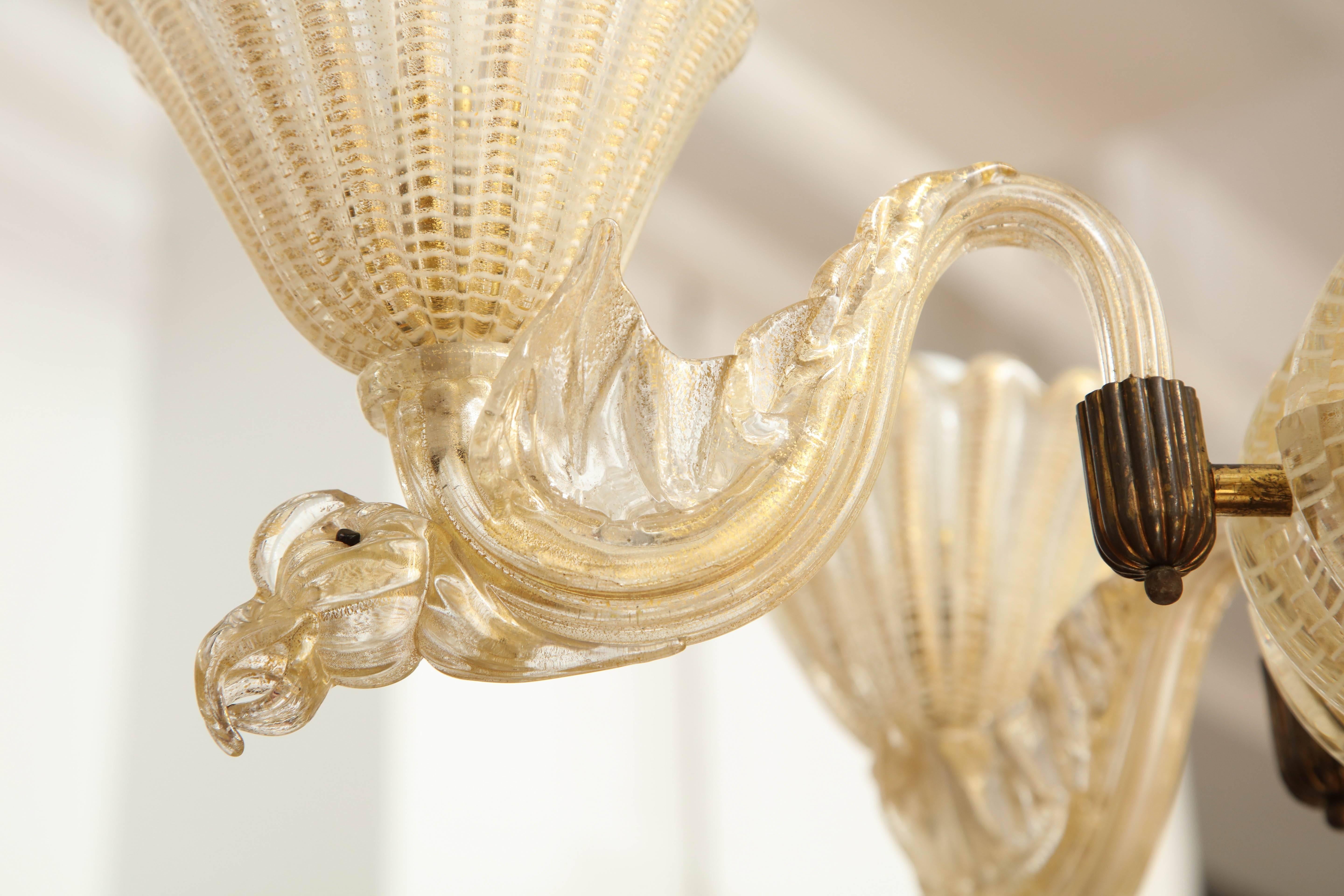 Blown Glass Barovier & Toso Chandelier Made in Venice, 1935 For Sale