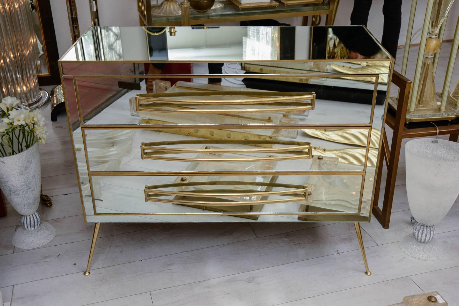 Commode All in Mirror with Three Drawers 2