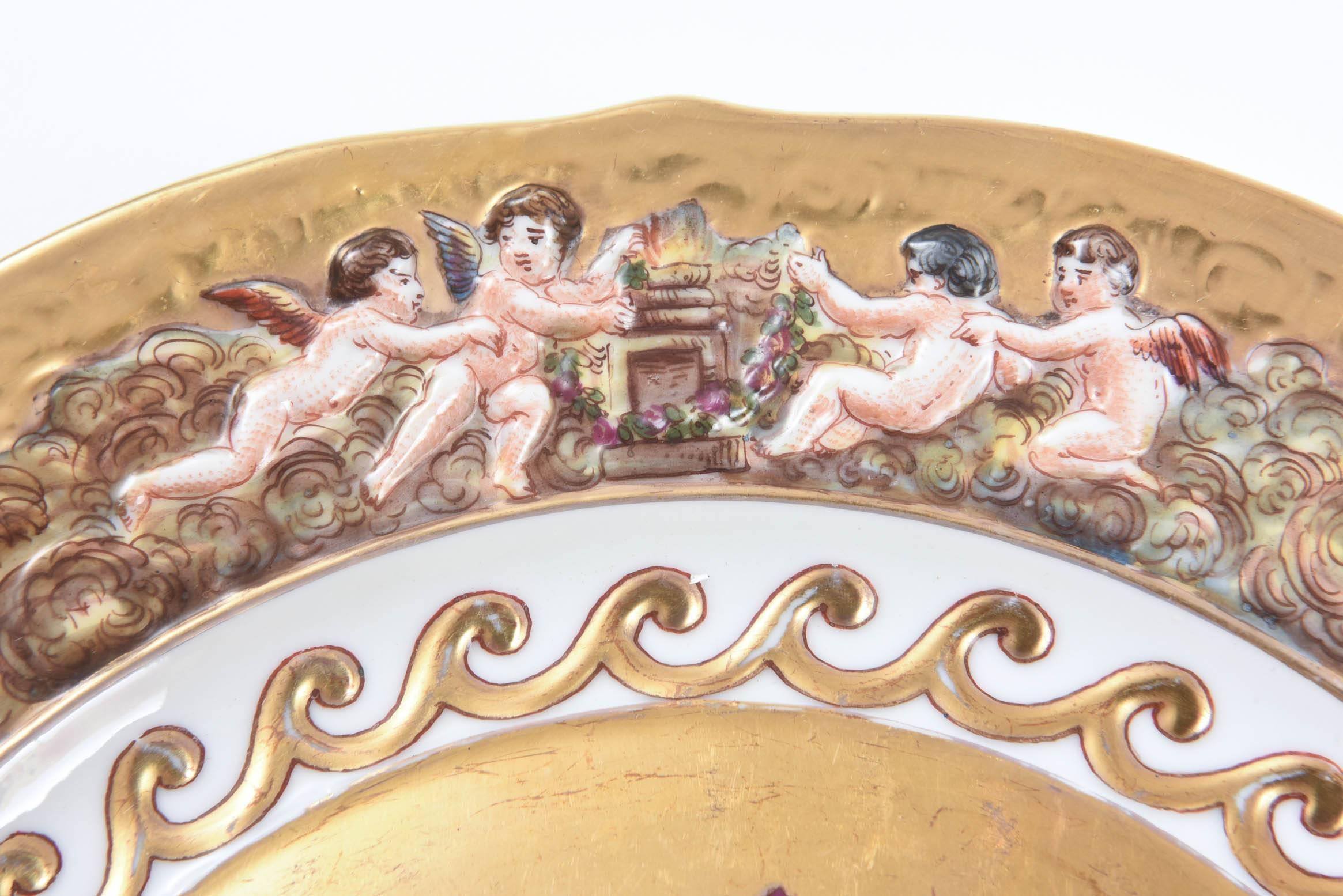 Hand-Crafted 12 Della Robia Style Plates, Capo Di Monte Hand-Painted on Gold Background