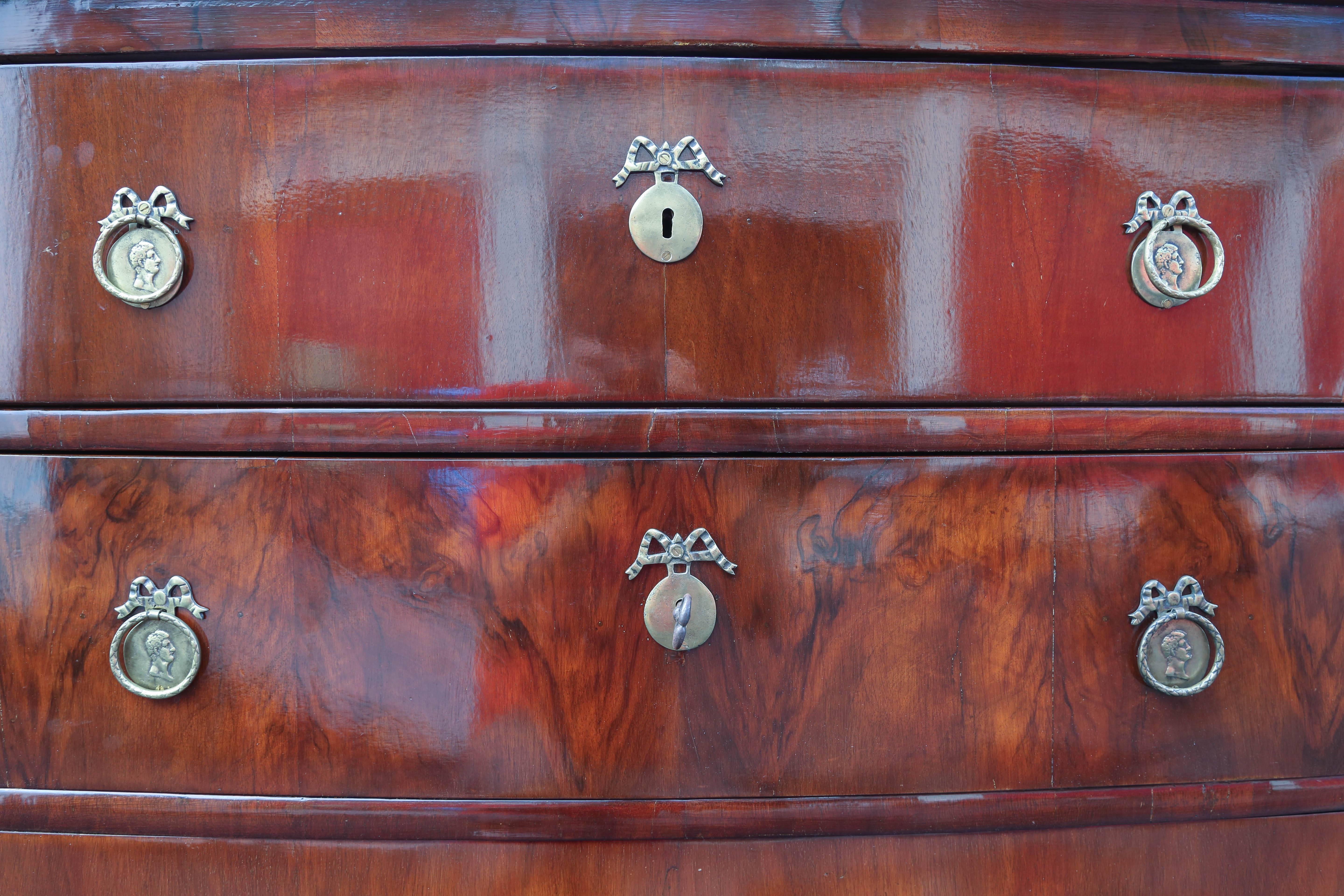 Late 19th Century Superb 19th English Century Mahogany Chest of Drawers