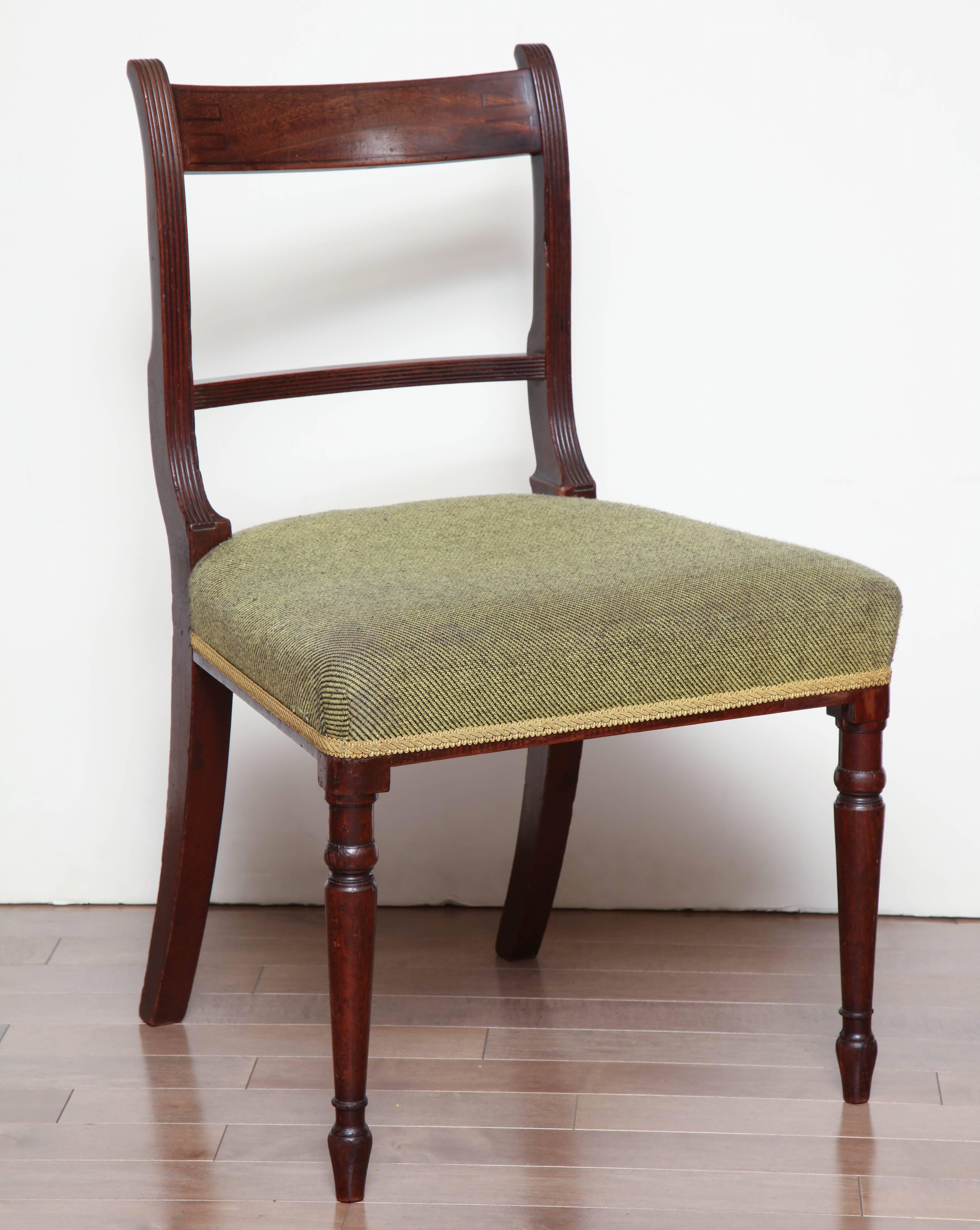 Pair of Irish, Neoclassical Mahogany Side Chairs, circa 1810-1820 2