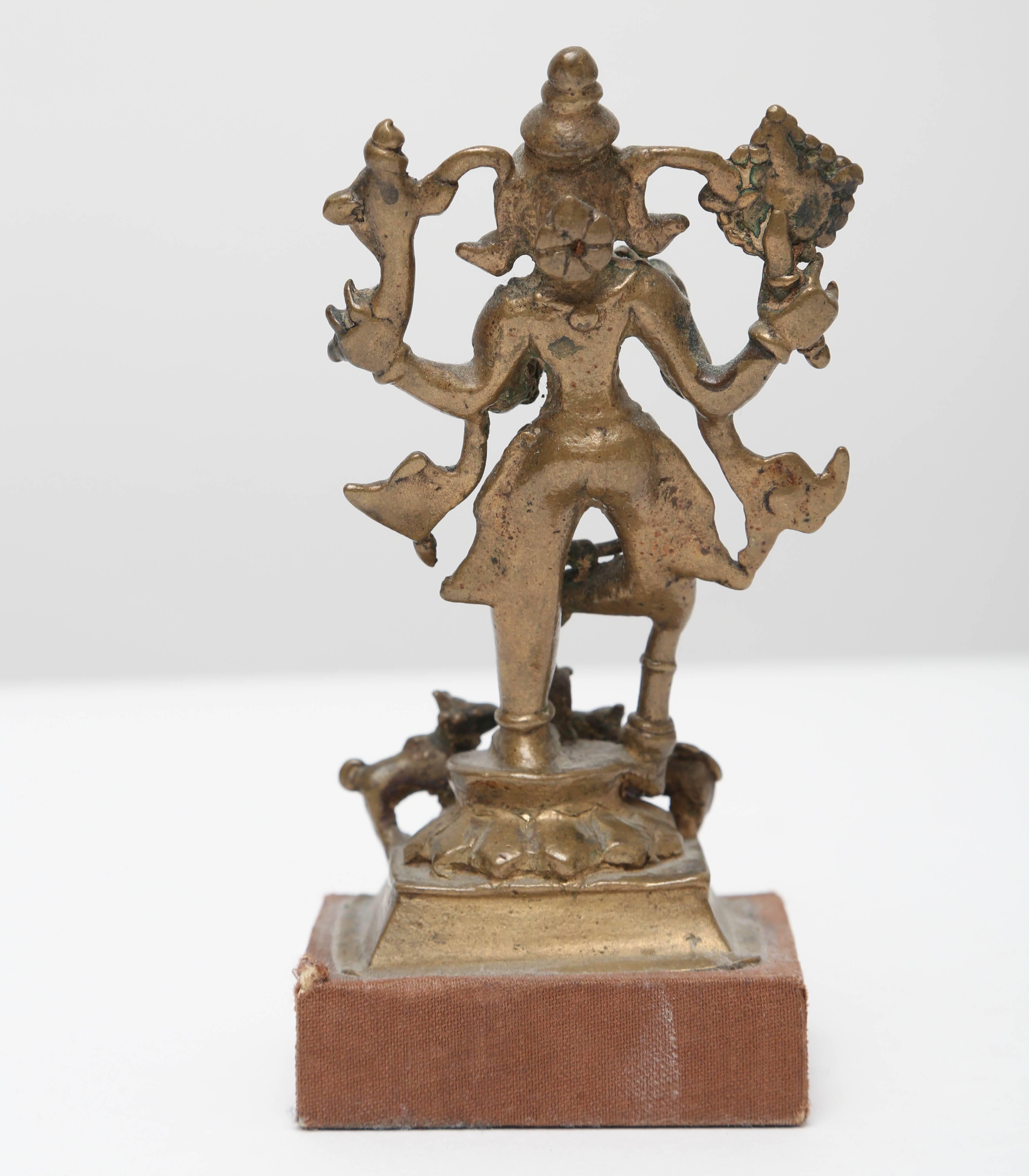 Indiano Figura di Venugopala in ottone dell'India orientale, XVII-XVIII secolo in vendita