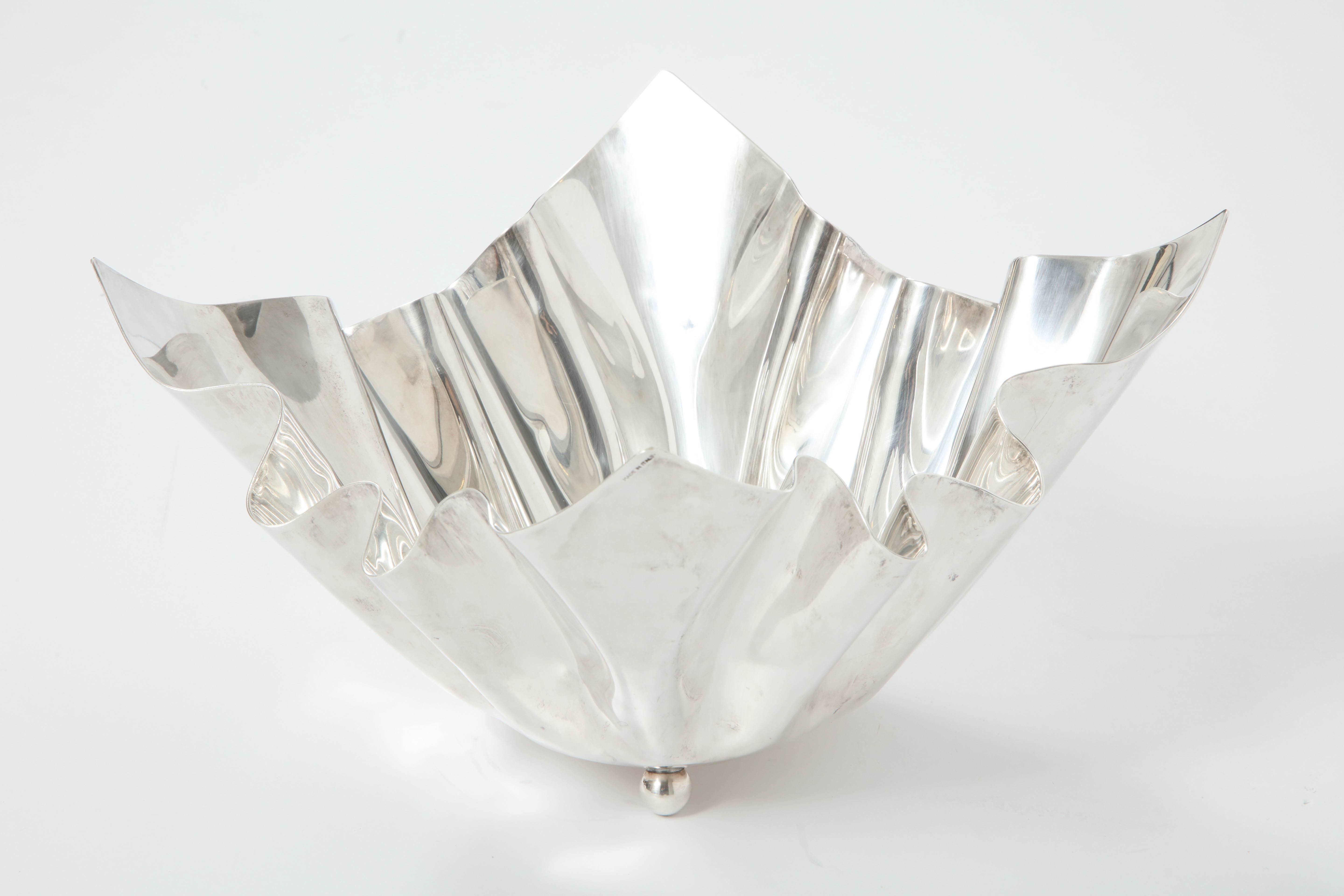 Italian Silver Plate Handkerchief Bowl 1