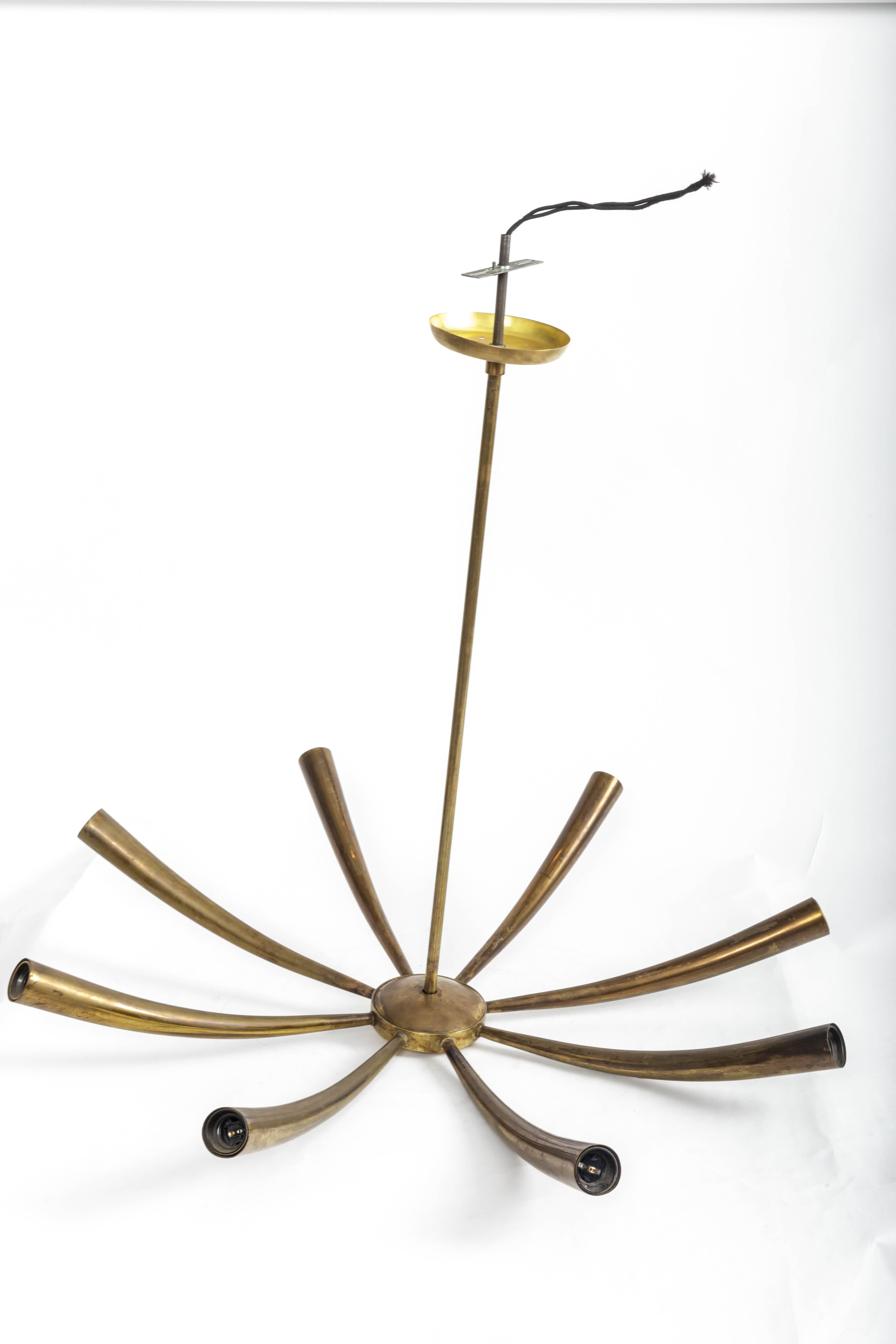 Brass chandelier
Italy, 1950


Newly rewired.