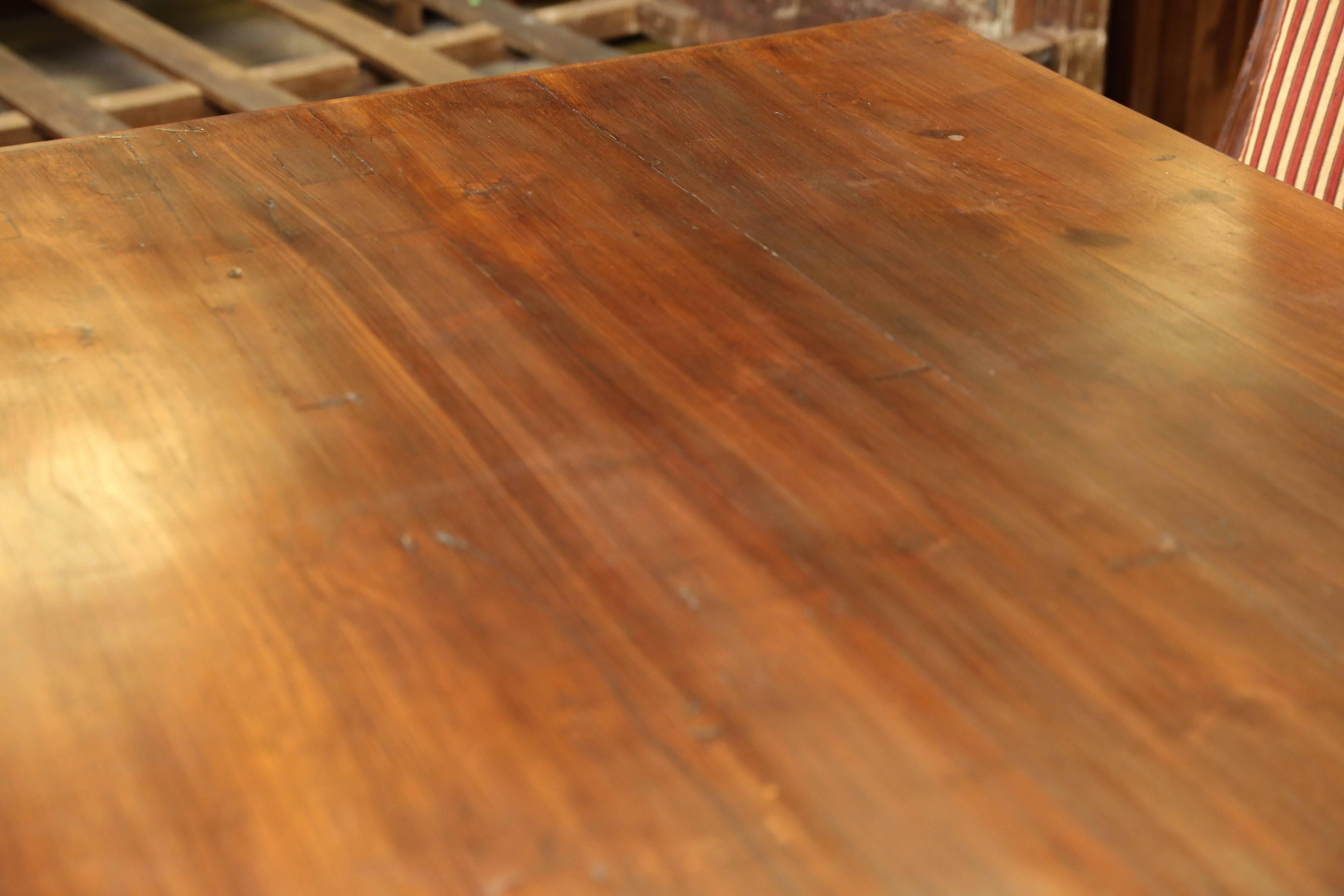Early 20th Century Custom-Made 1920s Solid Teak Wood Plantation Dining Table For Sale