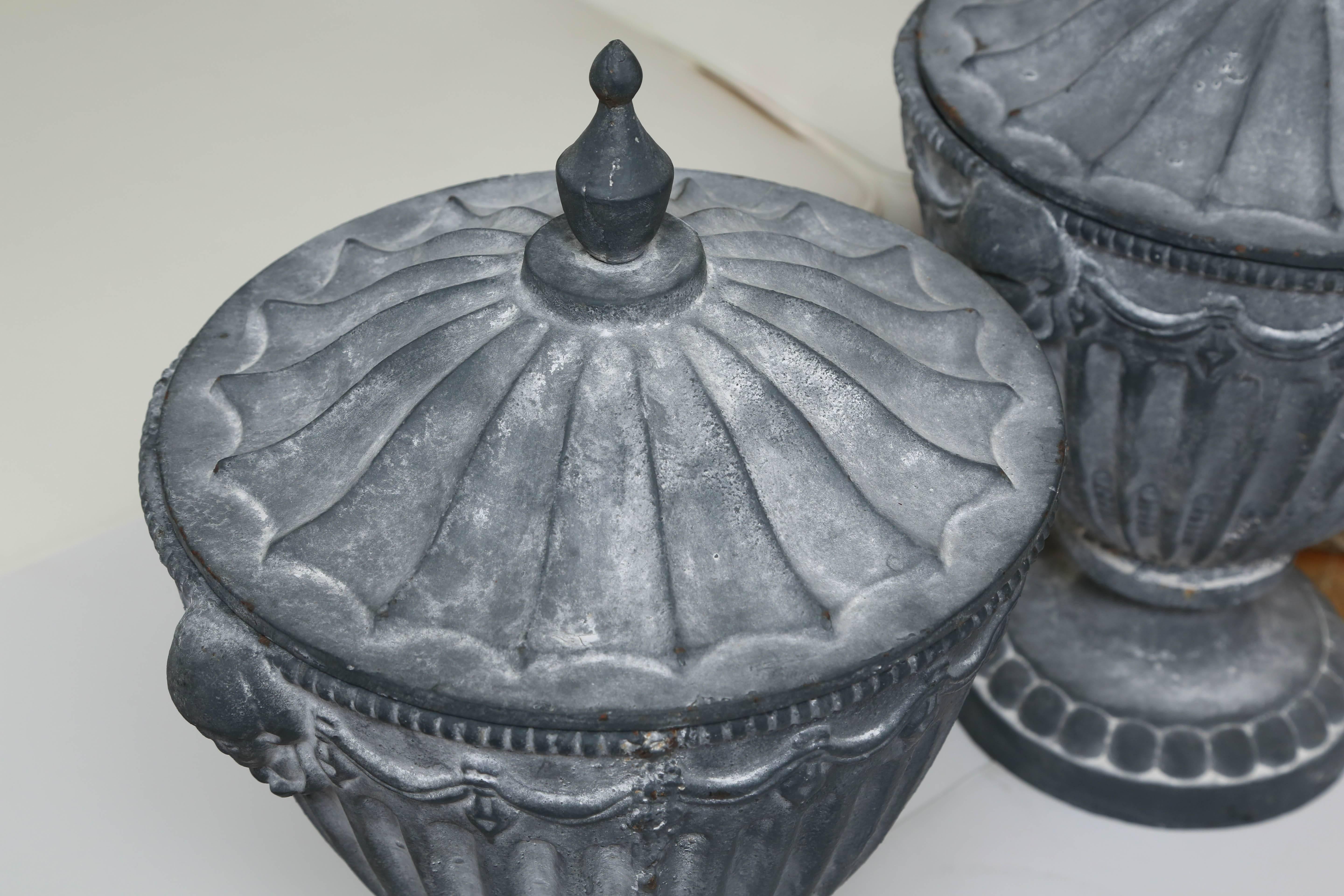 Greco Roman Pair of Covered Neoclassic Iron Garden Urns