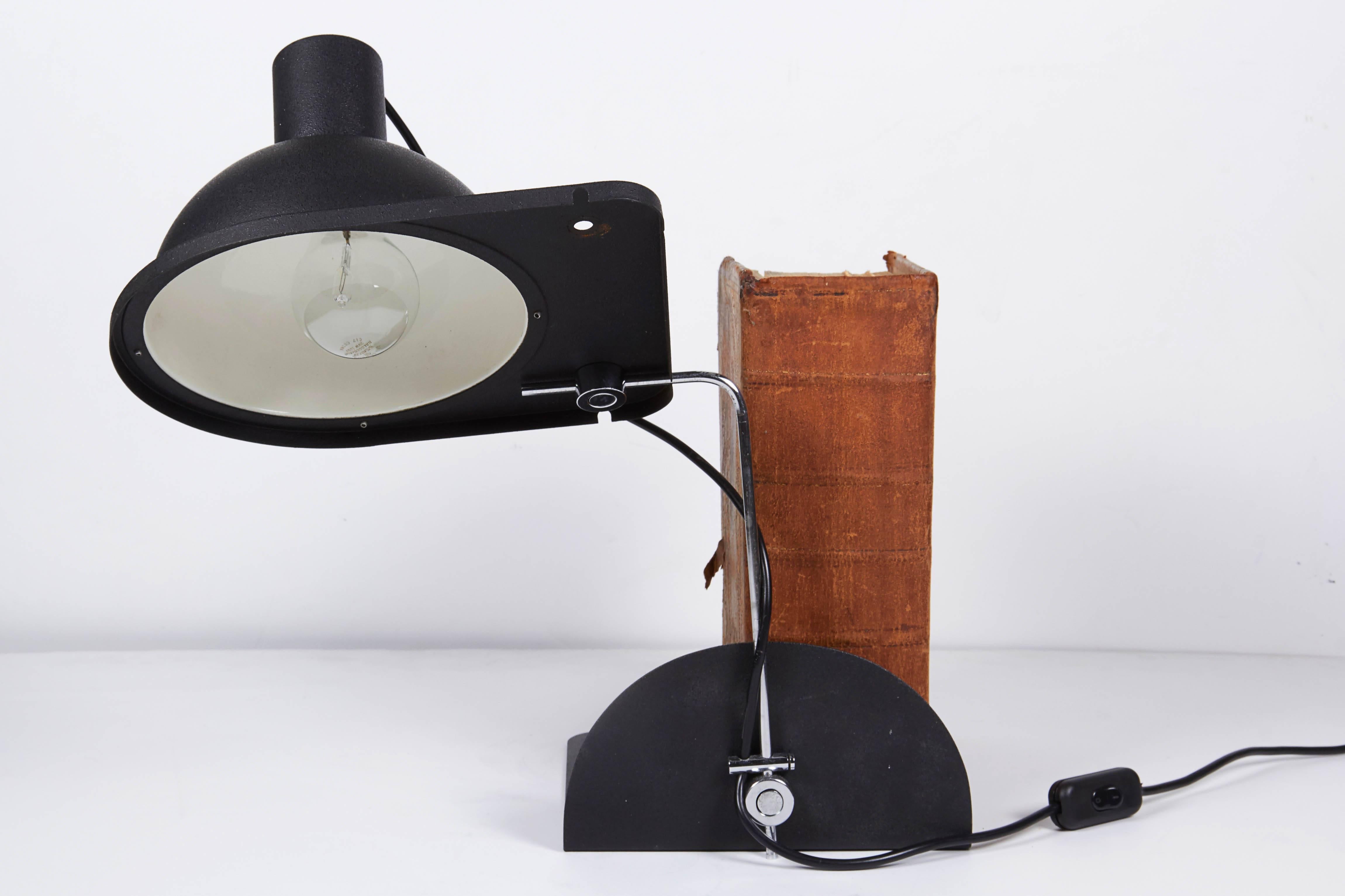 1970 Black Satin Italian Table Lamp by Luci Design Grignani For Sale 3