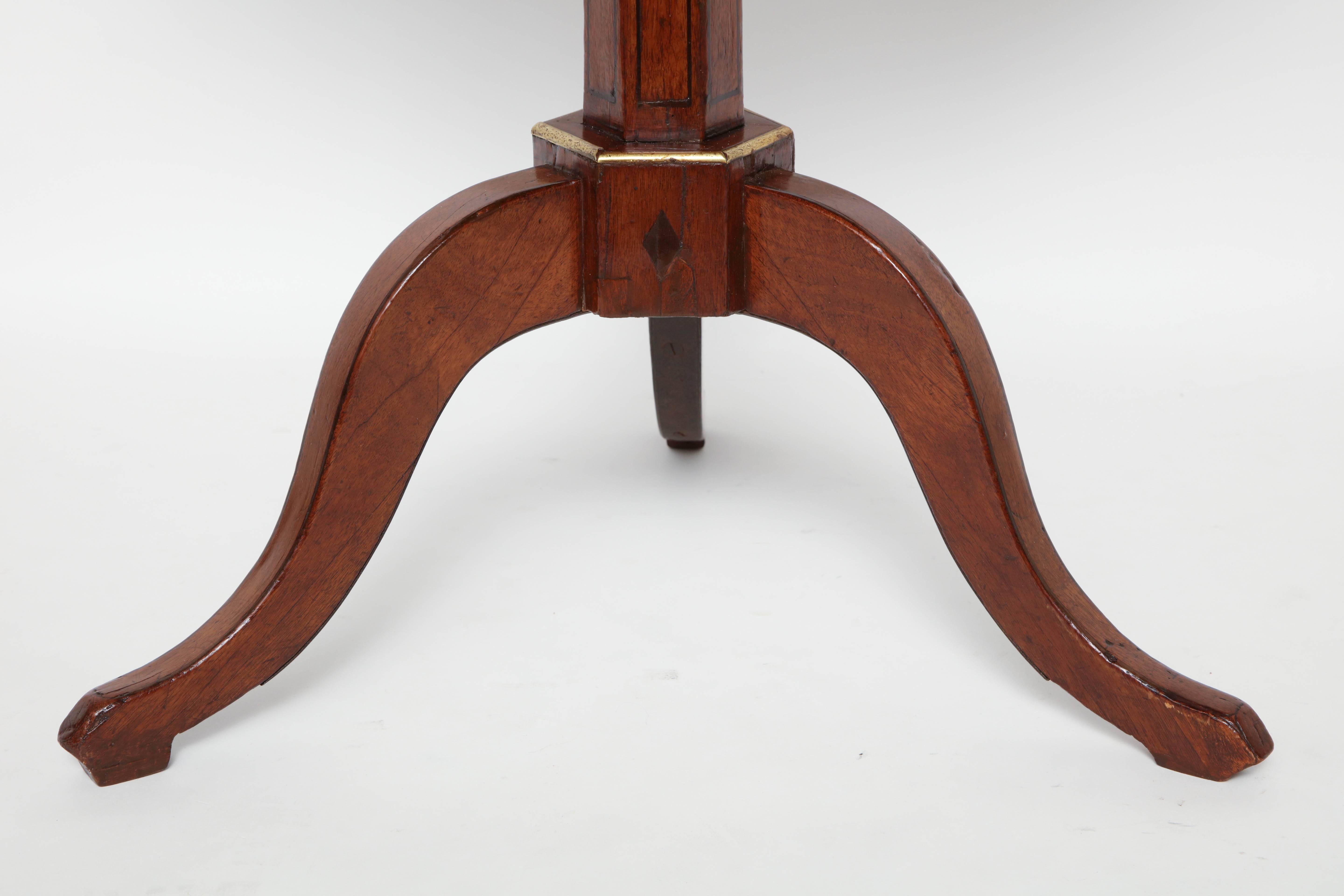 18th Century French Walnut Tripod Table With Octagonal Marble Top 3