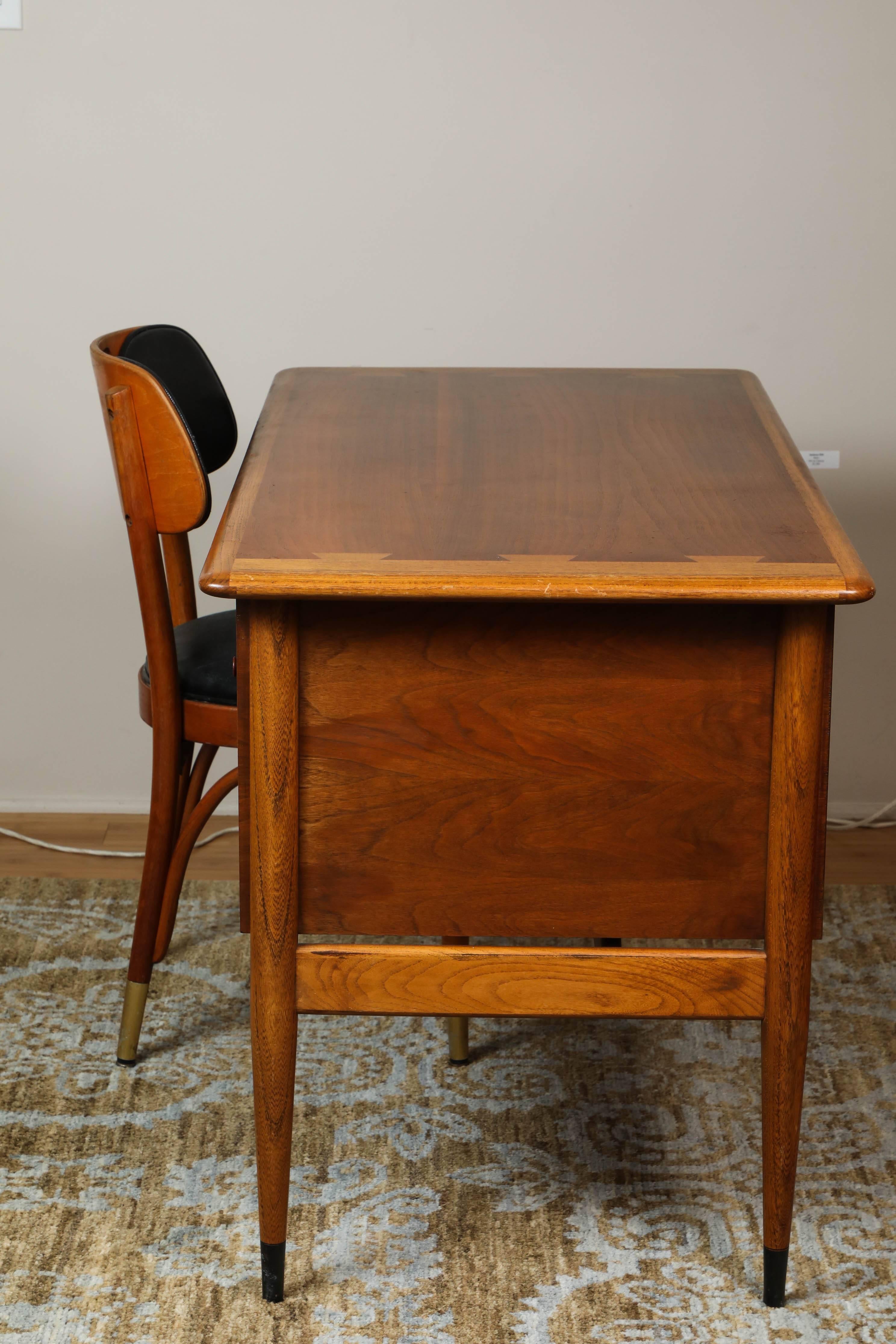 Lane Desk with Thonet Chair 1