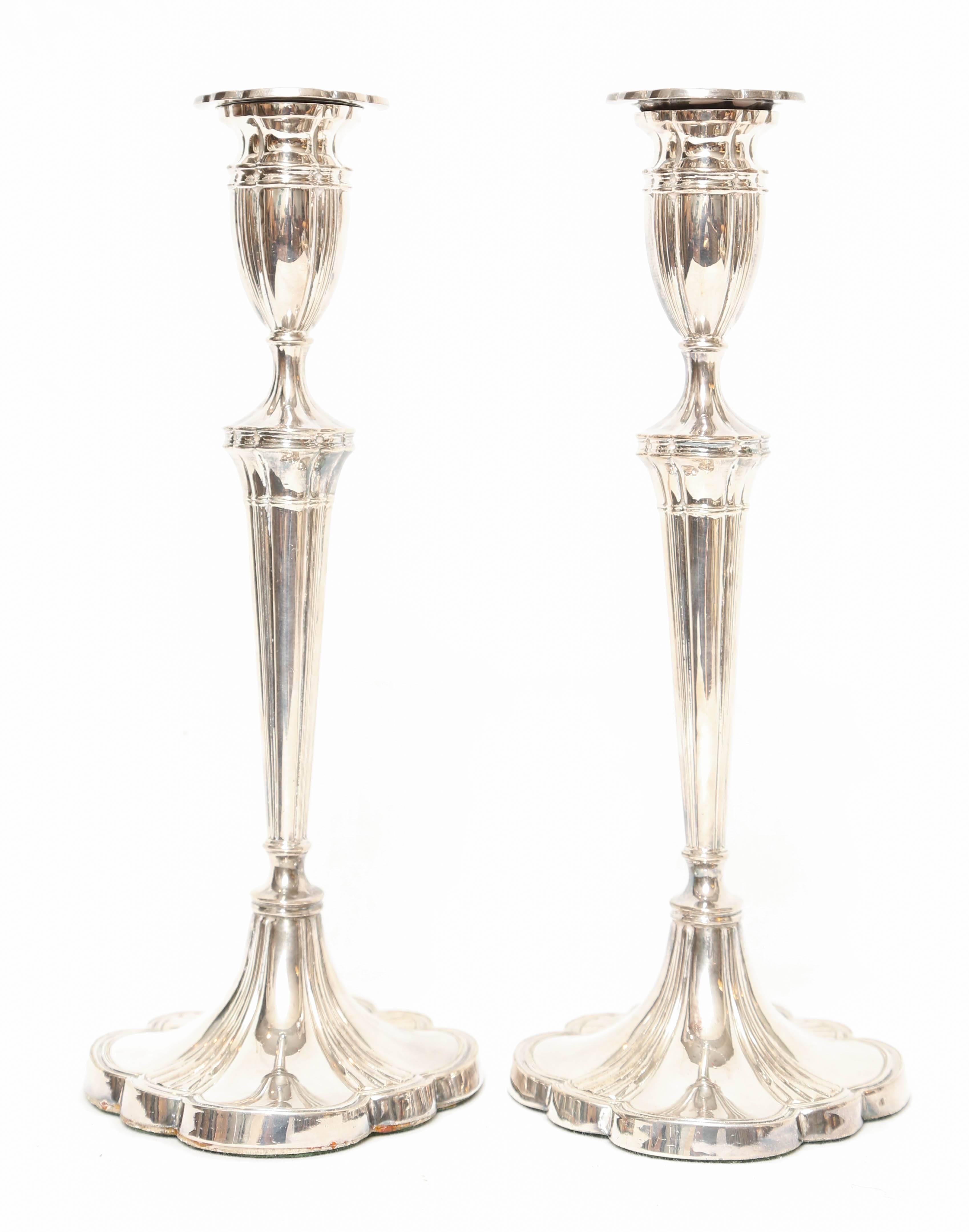 Pair of Tall English Sterling Candlesticks In Good Condition In West Palm Beach, FL
