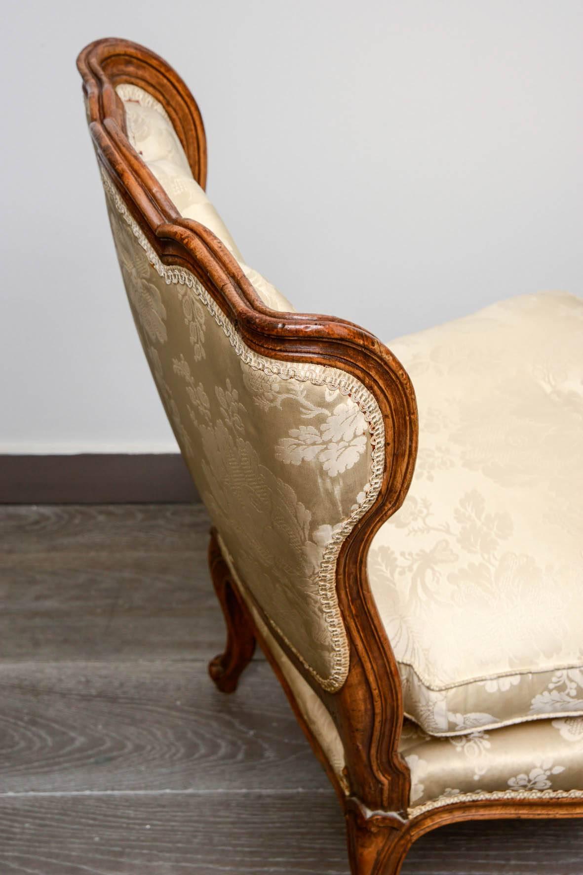 Elegant Pair of 1880s Slipper Chairs For Sale 4