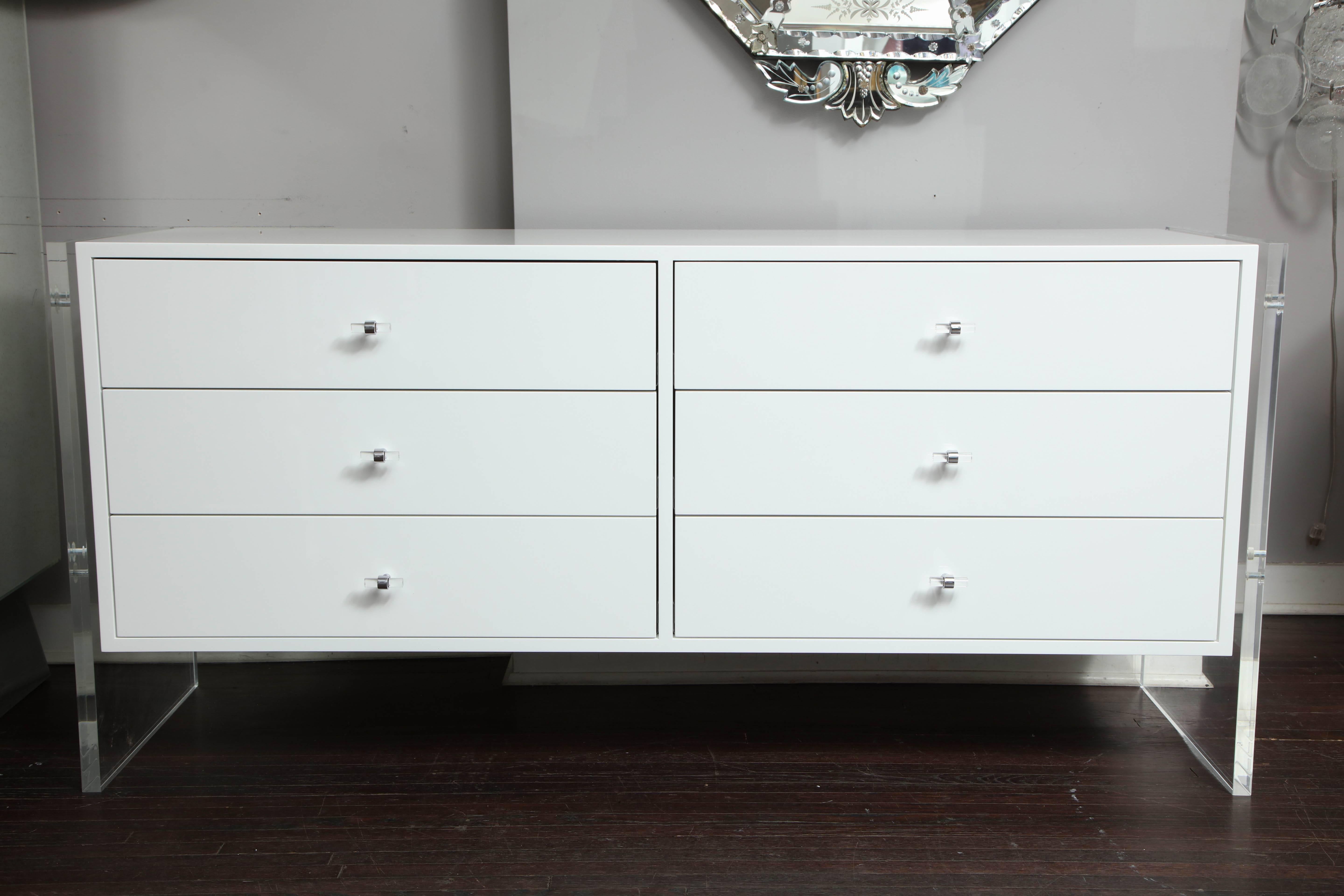 Custom 6-drawer white lacquer dresser with acrylic side panels. Customization is available in different sizes, colors.