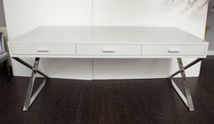 Bureau surdimensionné en laque haute brillance personnalisé