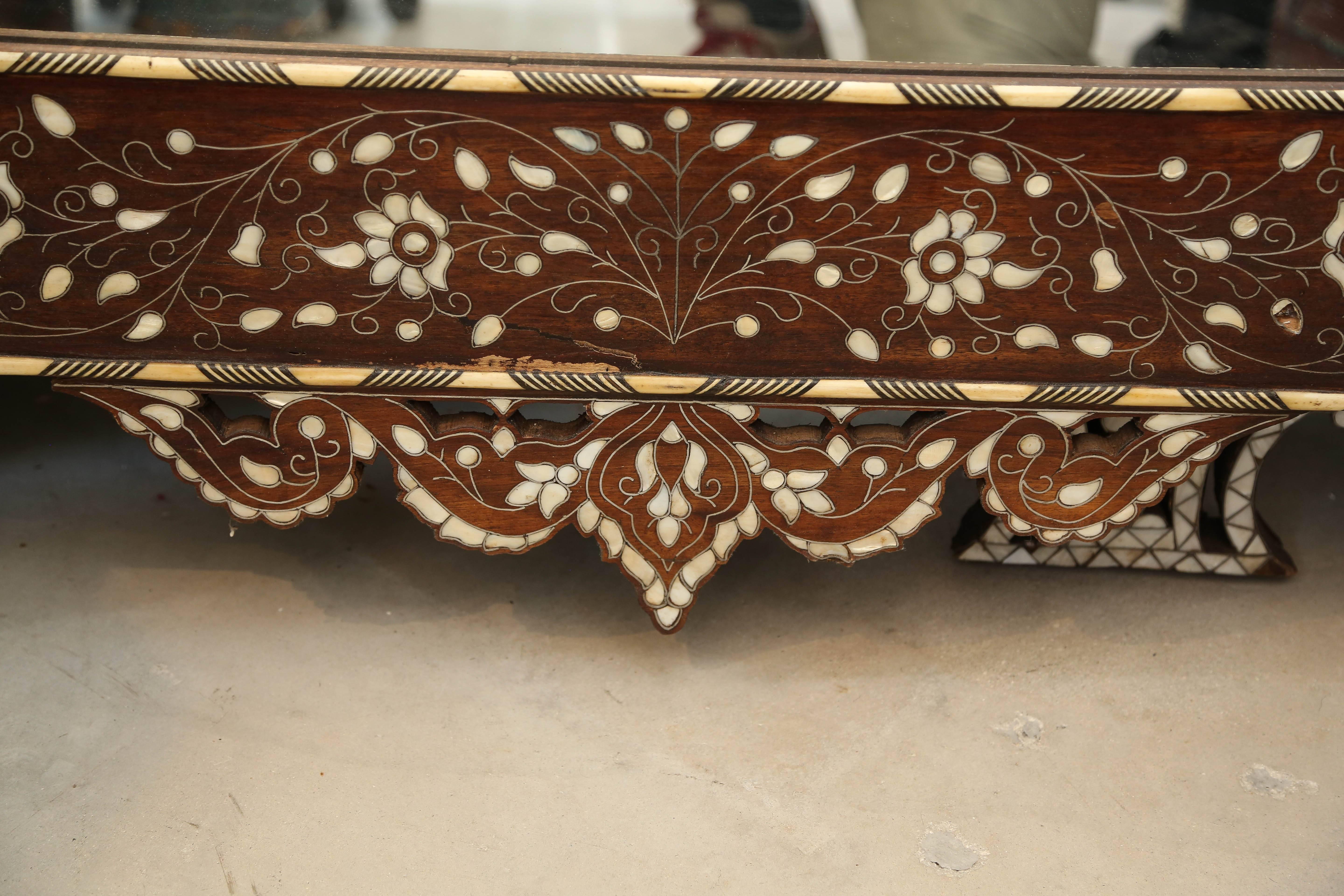 Gorgeous 1900s Syrian Mirror Inlaid with Mother-of-Pearl and Camel Bone 2
