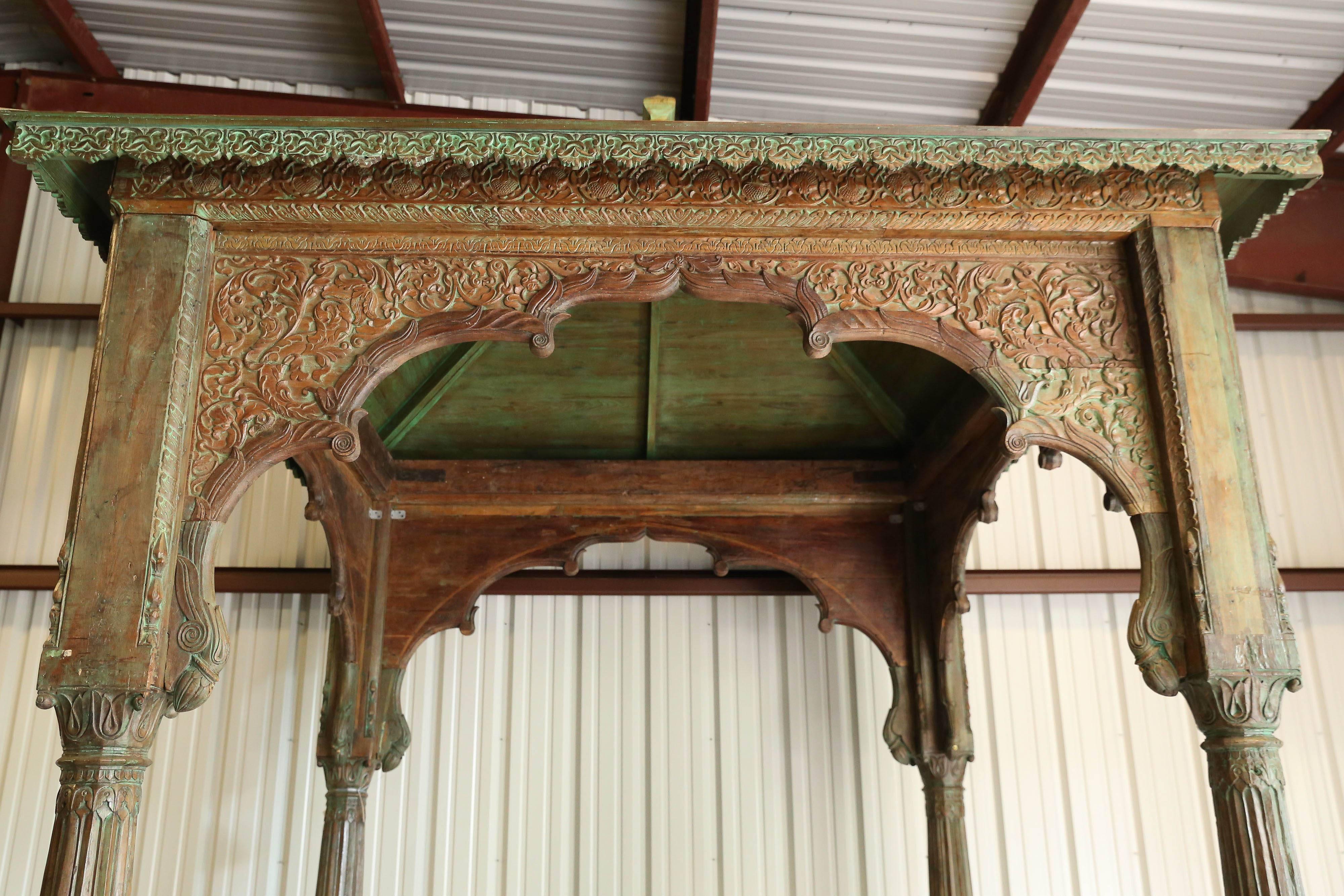 Decorative Solid Teak Wood Late 19th Century Gazebo from a Hindu Temple For Sale 2