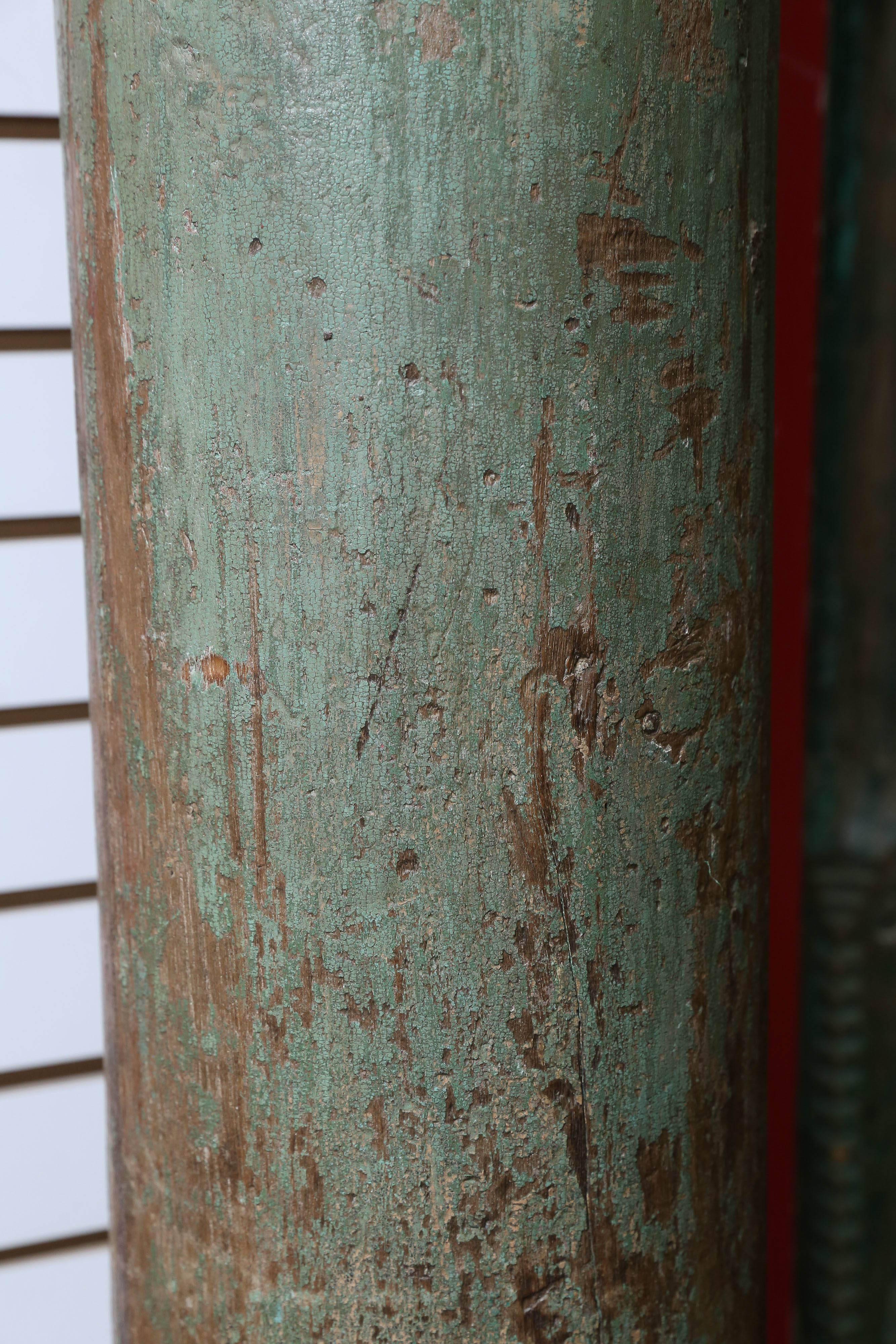 Indian Pair of Early 19th Century Solid Teak Wood Load Bearing Columns For Sale