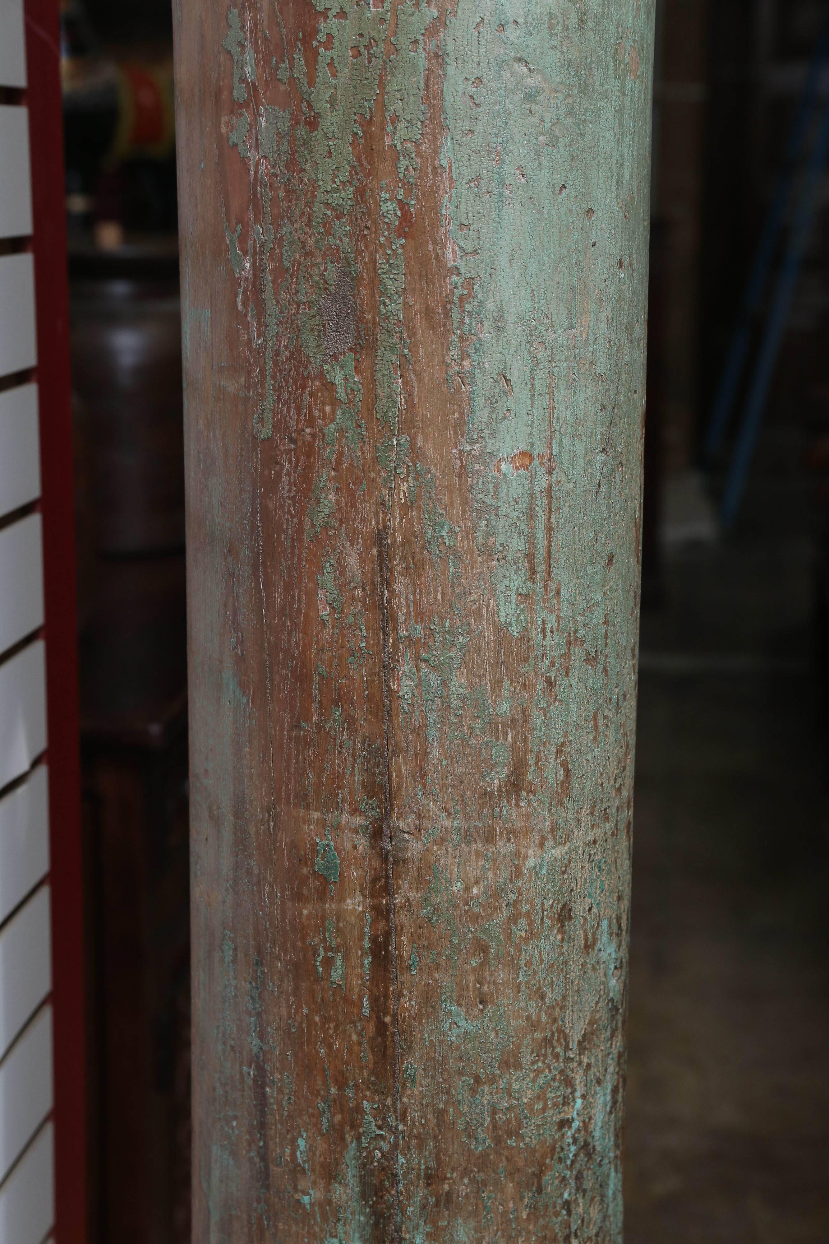 Pair of Early 19th Century Solid Teak Wood Load Bearing Columns In Good Condition For Sale In Houston, TX