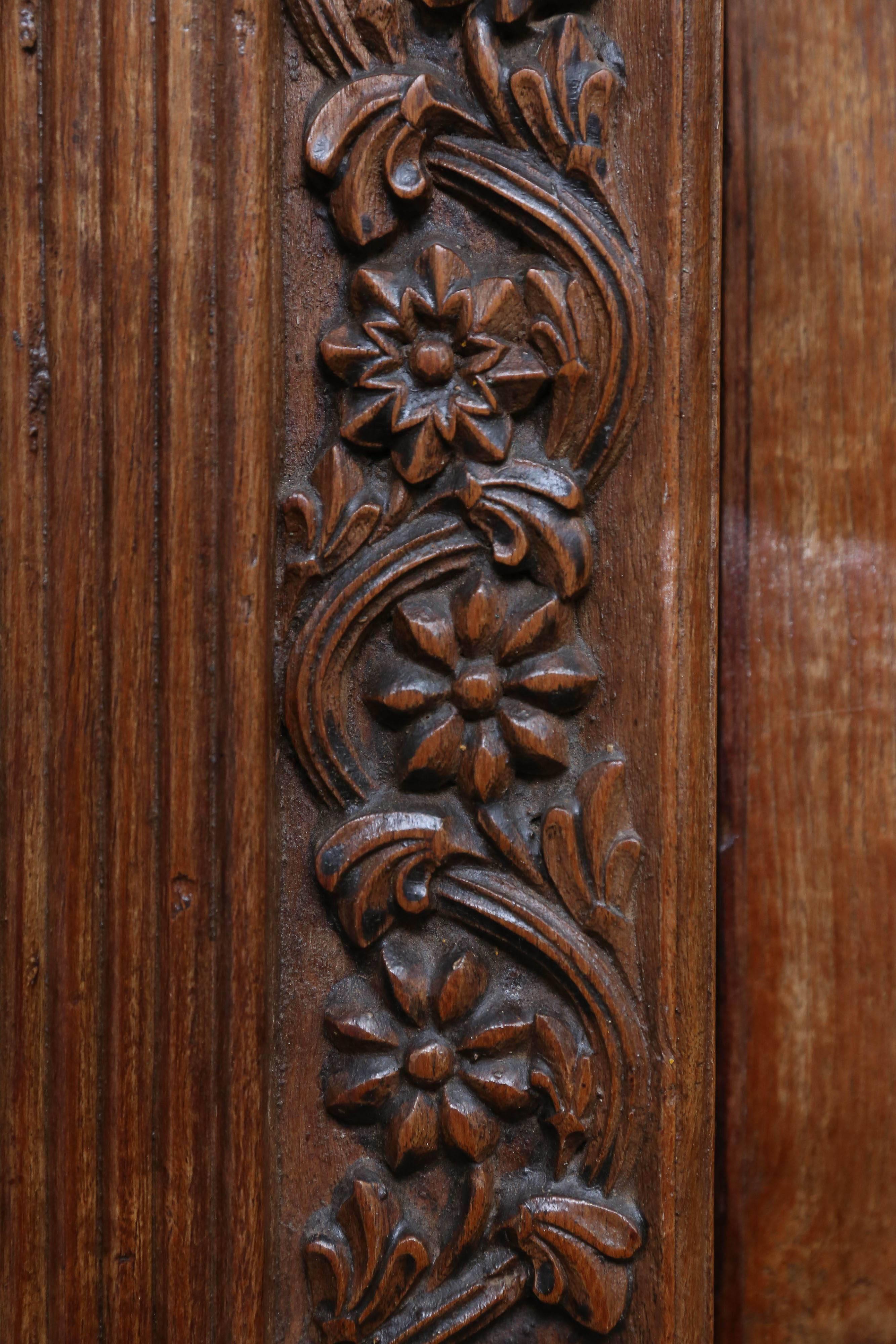 Indian Third Quarter of the 19th Century Solid Teak Wood Superbly Crafted Entry Door For Sale