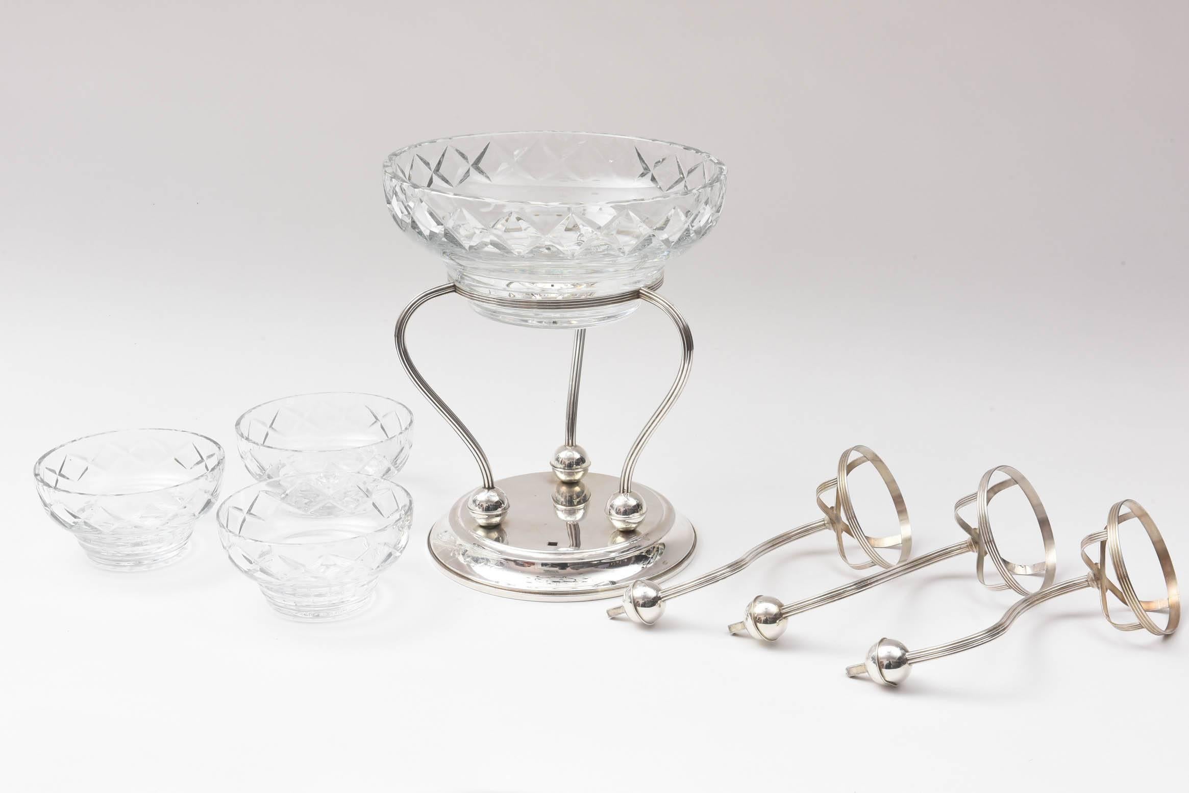 Mid-20th Century Sterling and Cut Crystal Centrepiece or Epergne, Three-Arm with Centre Bowl