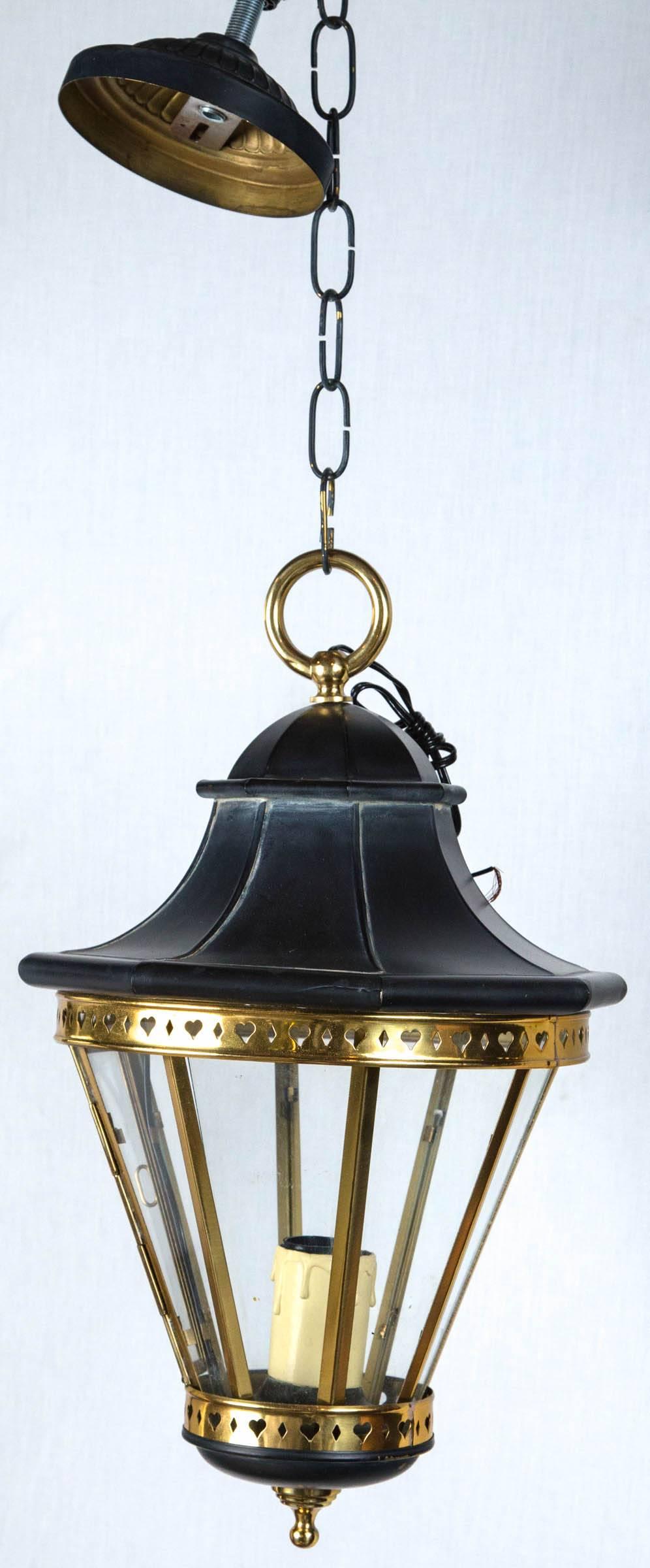 1970s Small Black and Brass Lantern In Excellent Condition In Stamford, CT
