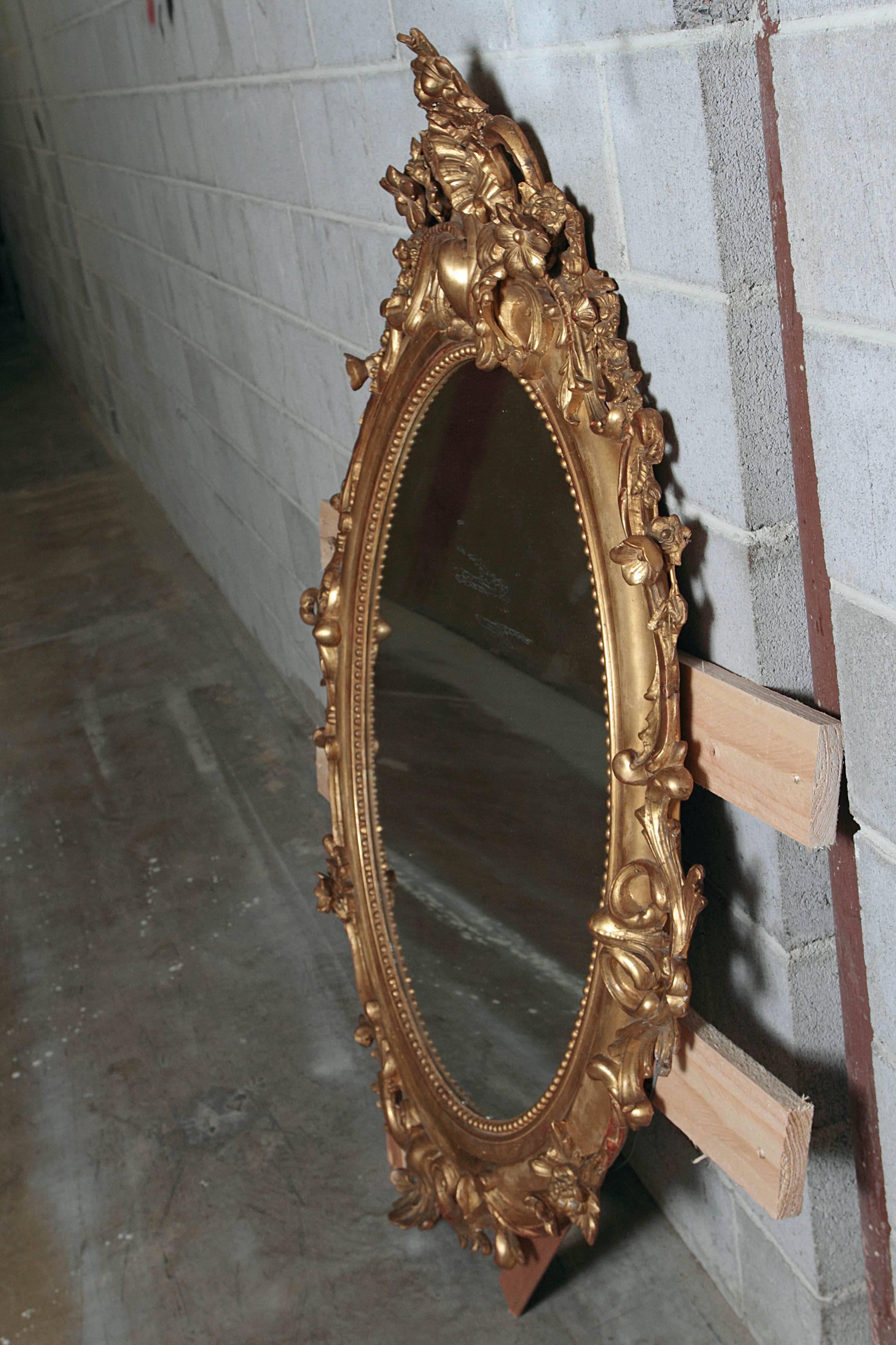 French 19th Century Carved and Gilt Beautiful Louis XV Oval Mirror 2