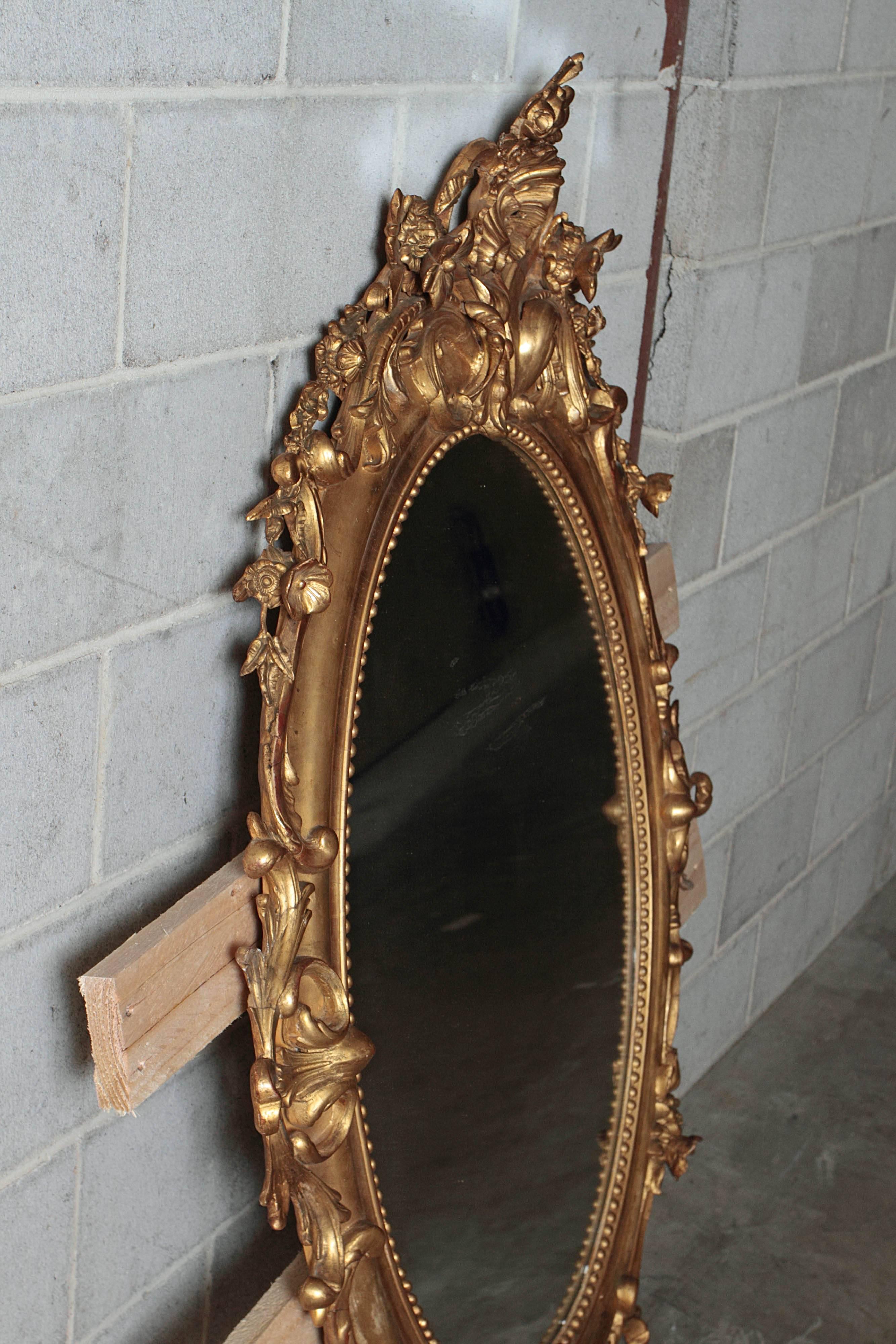 French 19th Century Carved and Gilt Beautiful Louis XV Oval Mirror 4