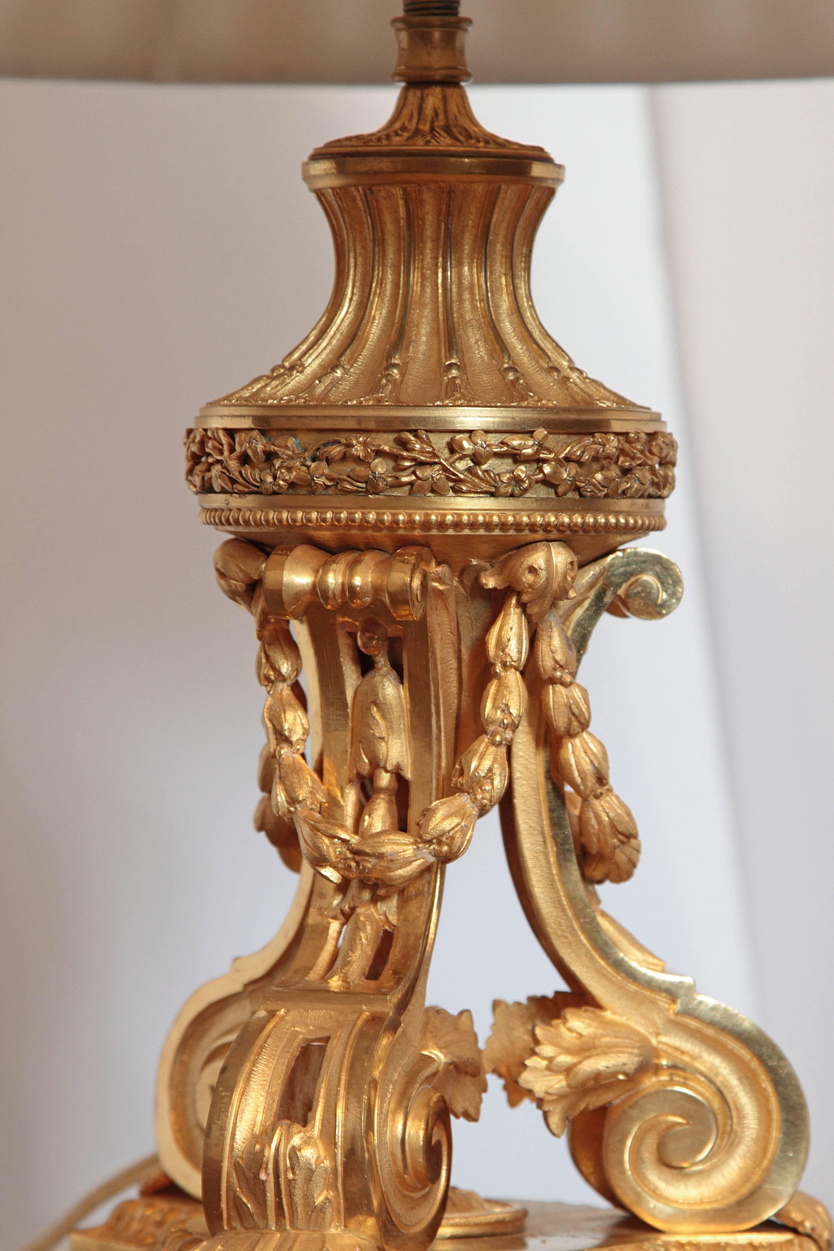 Pair of Finest Quality Mercury Gilt Bronze Louis XVI Lamps 3