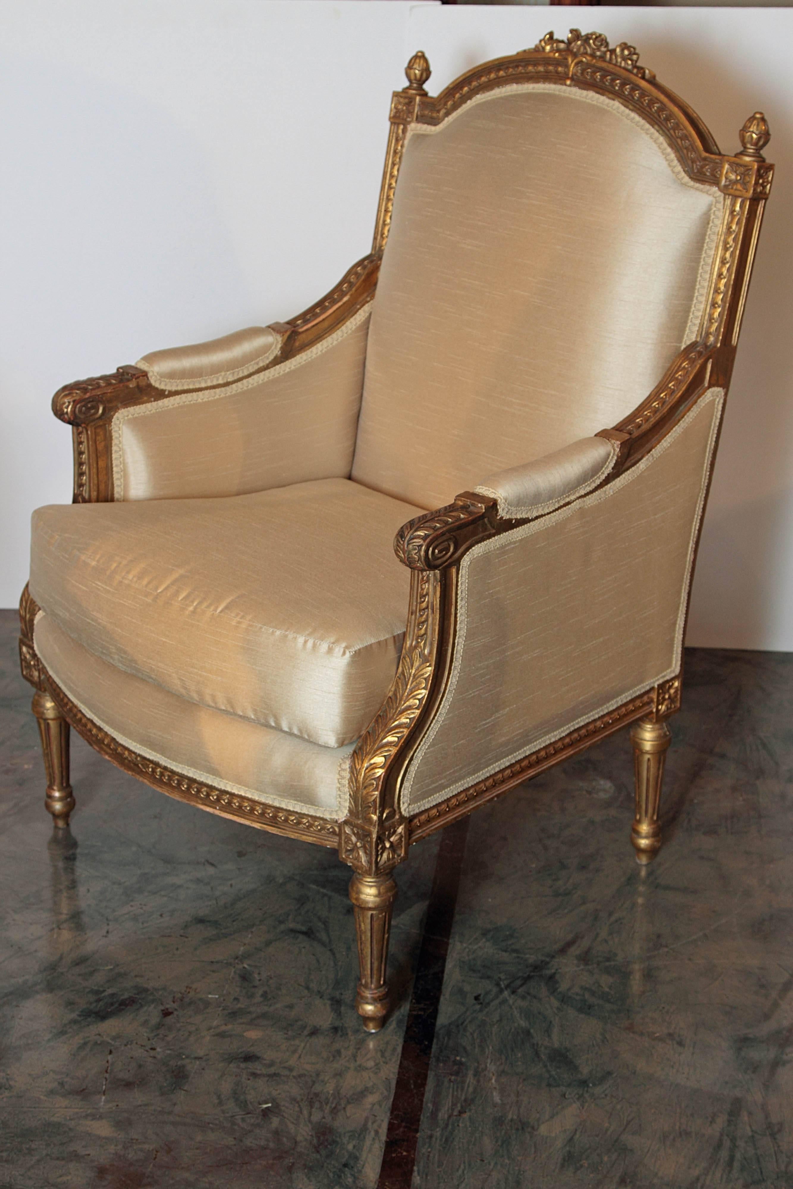 European Pair of Late 19th Century French Gilt Carved Louis XVI Bergeres