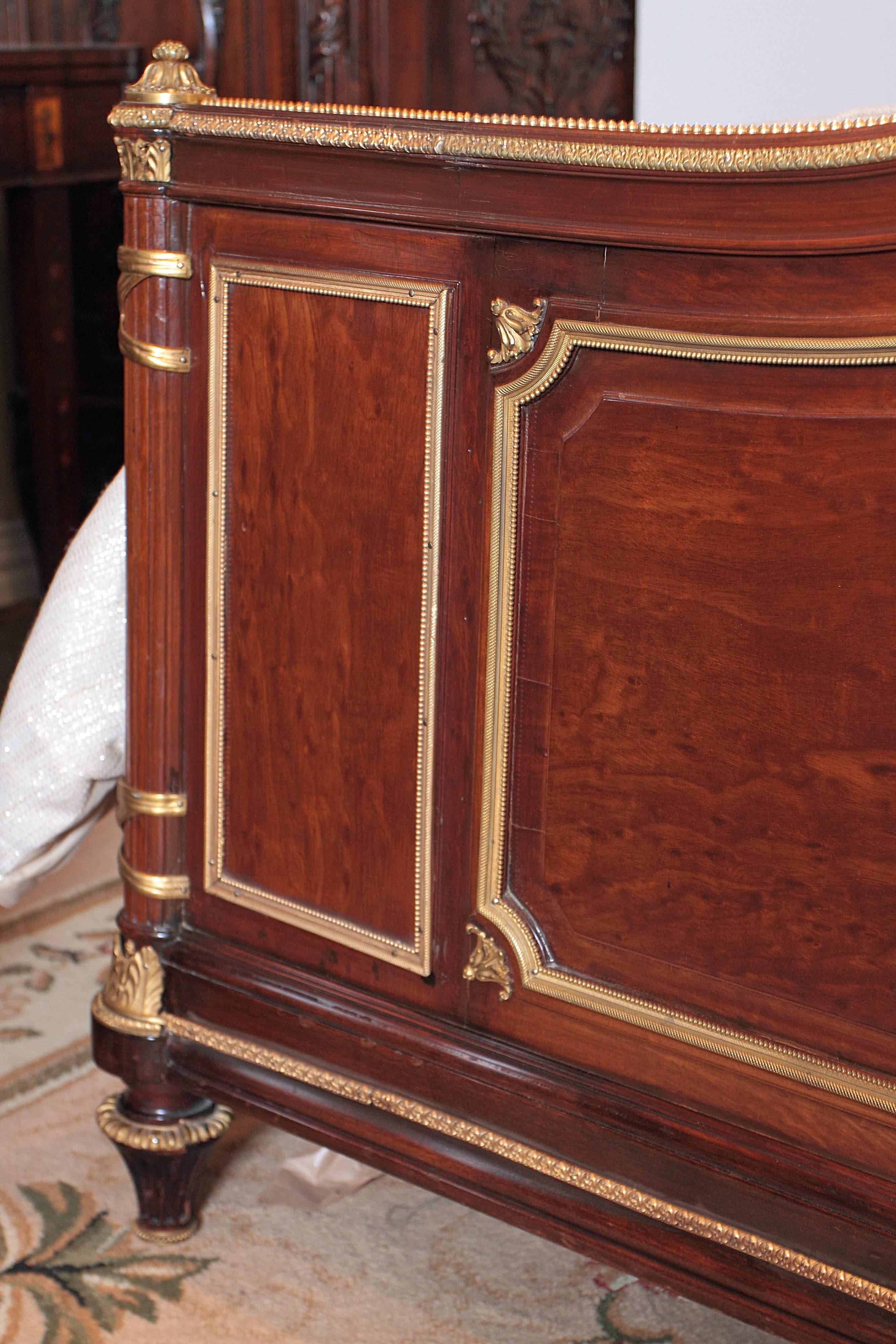 19th Century French Louis XVI King Size Mahogany and Gilt Bronze Bed 5