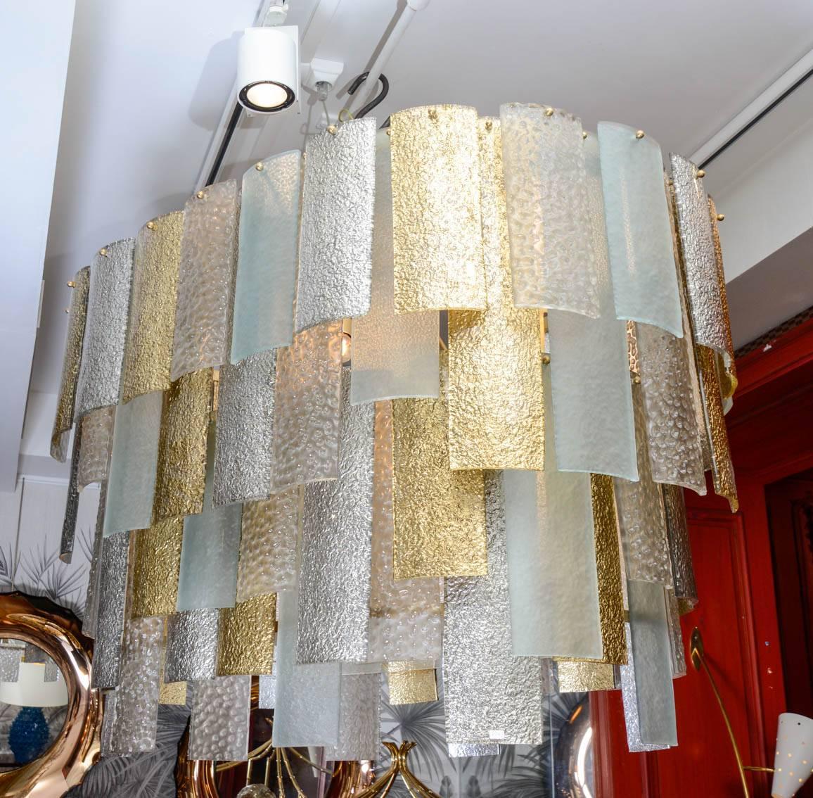 Oval Murano Glass Chandelier In Excellent Condition In Saint-Ouen (PARIS), FR