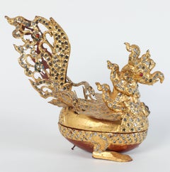 Set of Three Hintha Burmese Bird-Shaped Betel Gold Lacquered Box