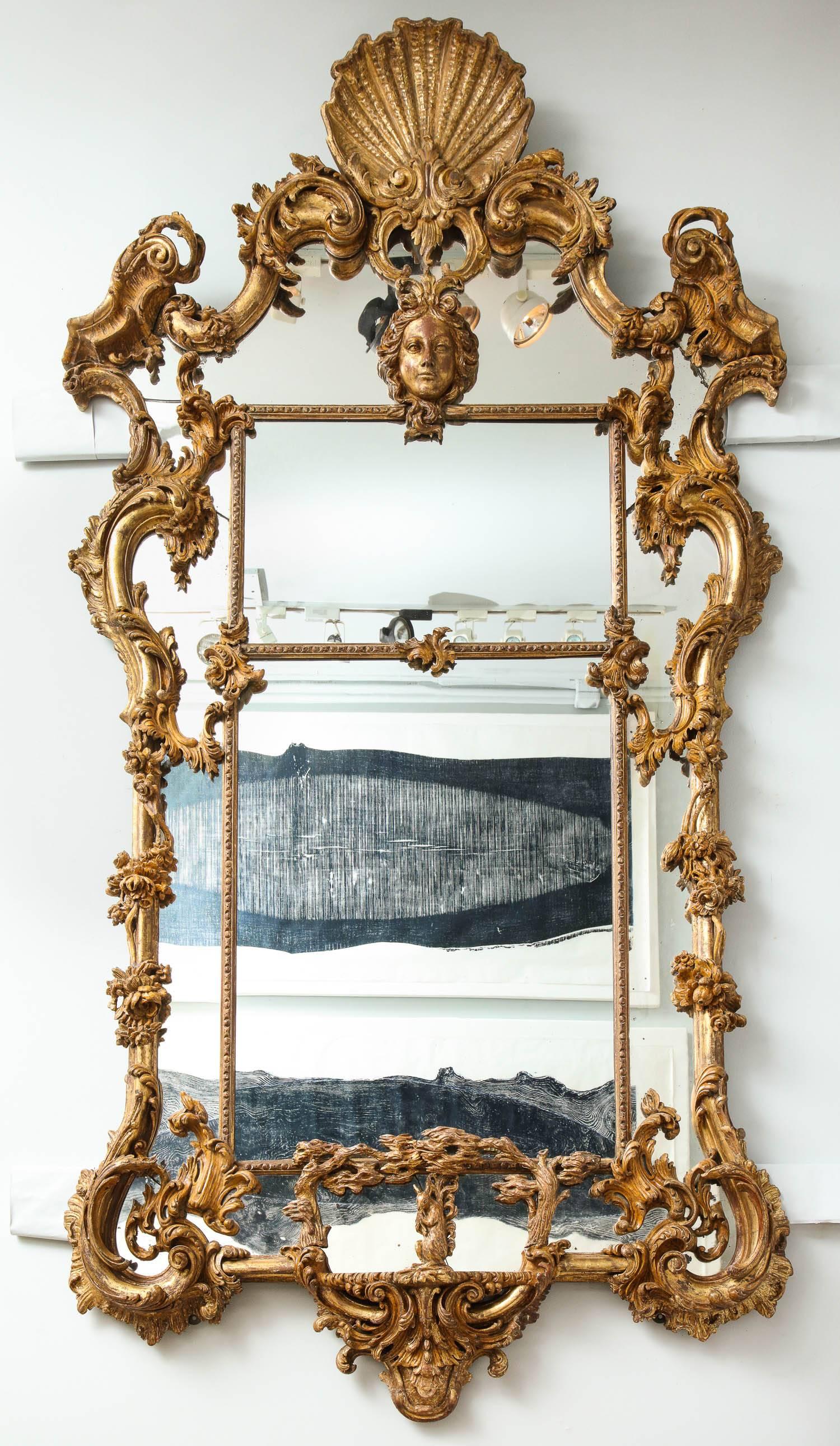 Giltwood English Rococo Mirror