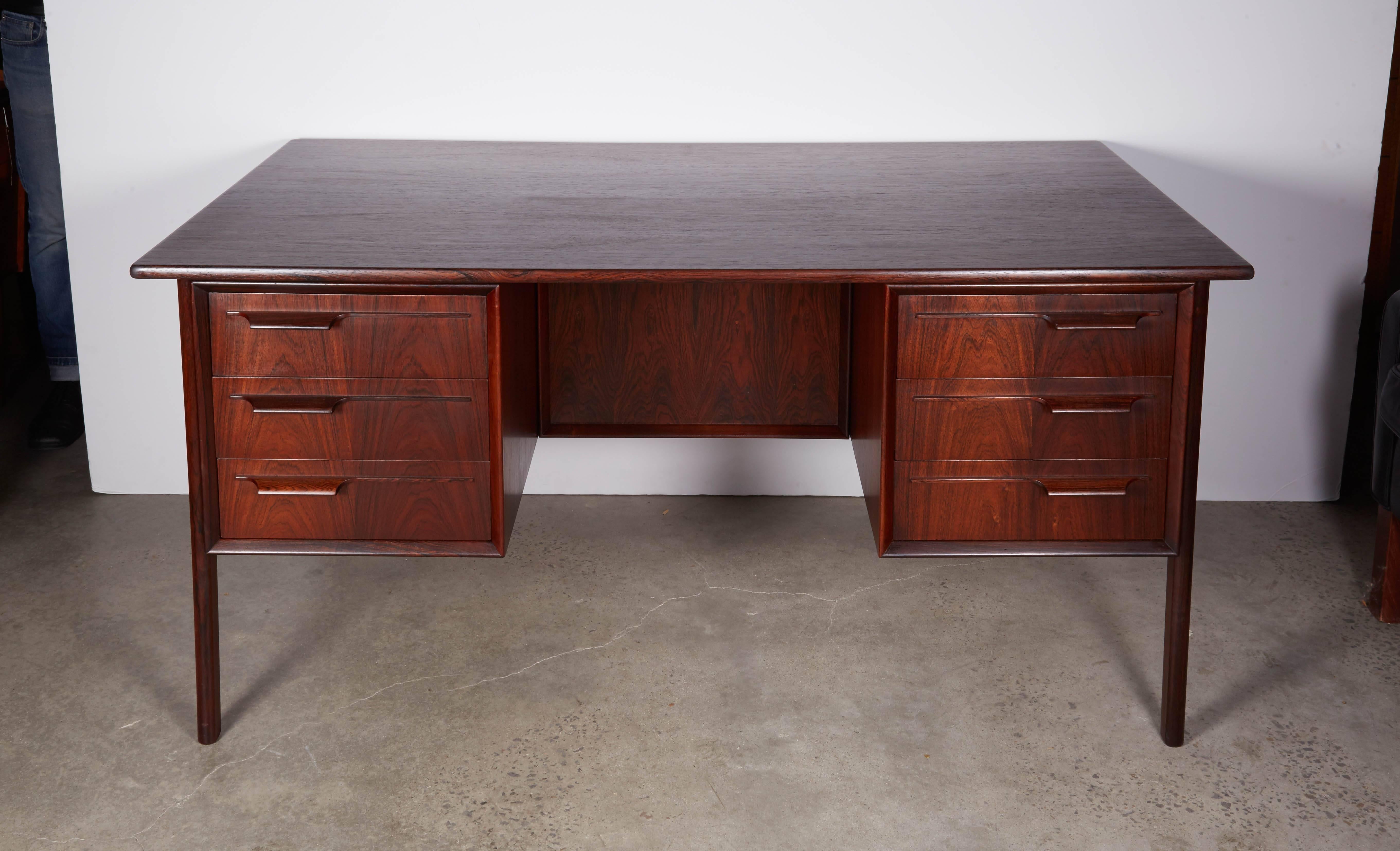 Omann Jun rosewood desk. Excellent condition.