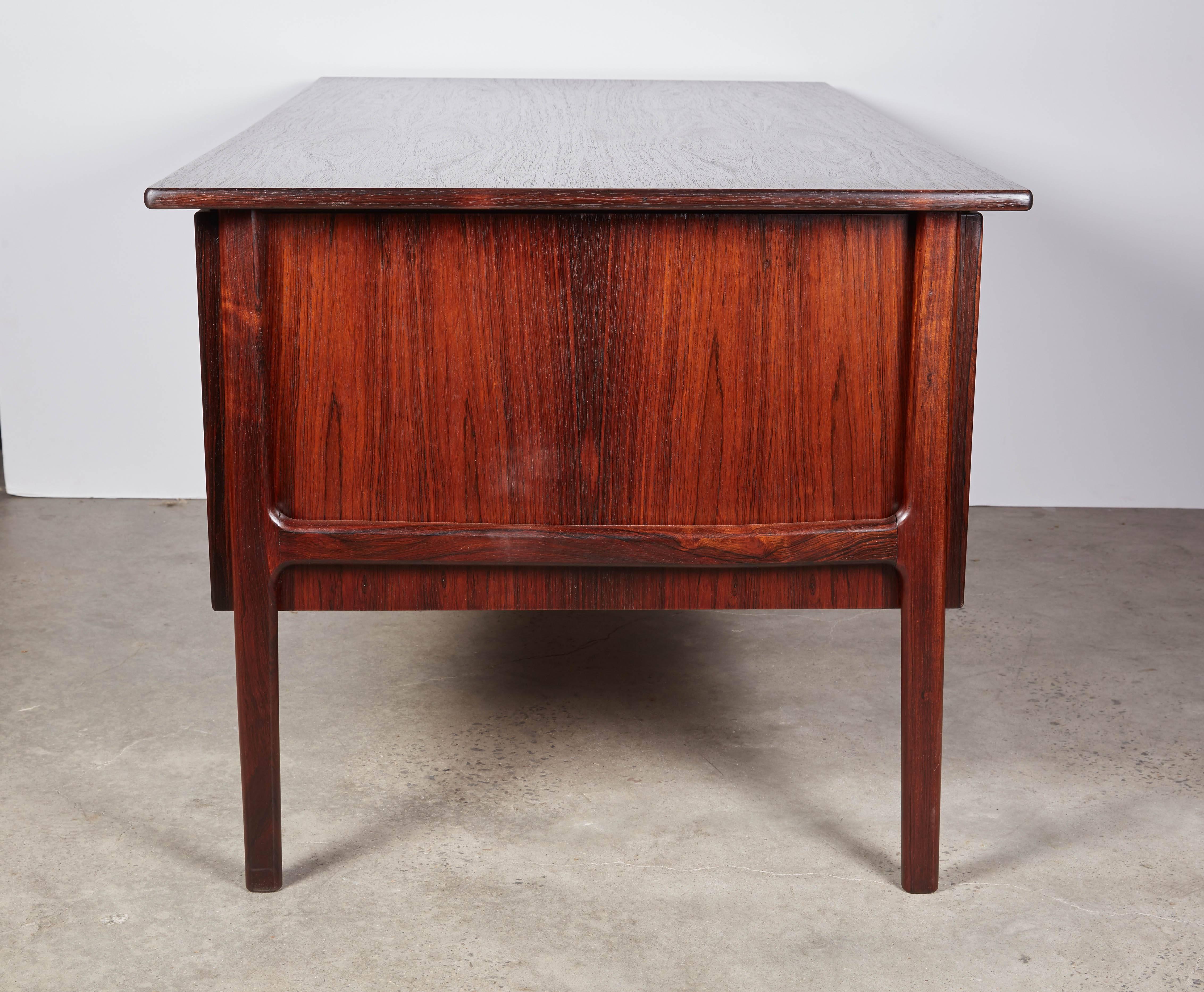 Omann Jun Rosewood Desk In Excellent Condition For Sale In New York, NY